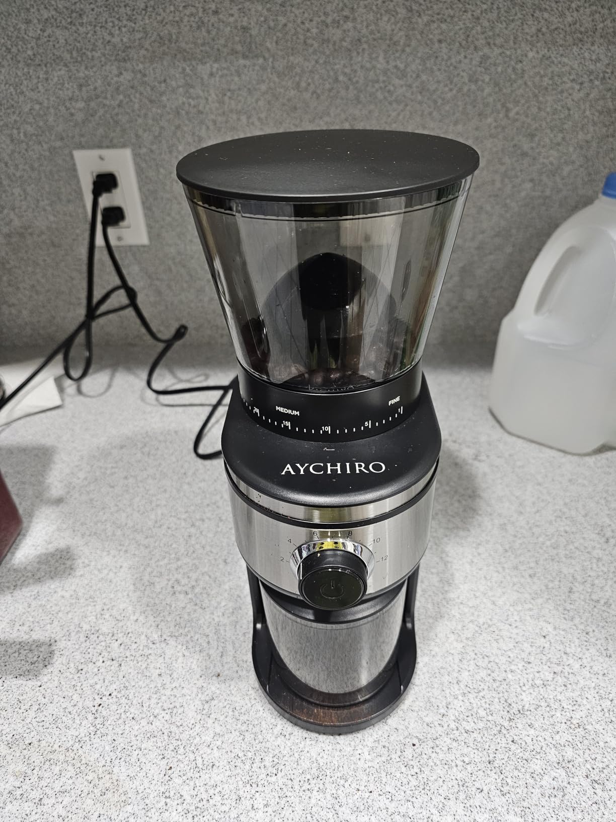 AYCHIRO Conical Burr Coffee Grinder Electric, Coffee Grinder with 30 Grind Settings, Adjustable Burr Mill Grinder for Home Use, 2-12 Cups for Espresso, Pour Over & French Press customer photo 2
