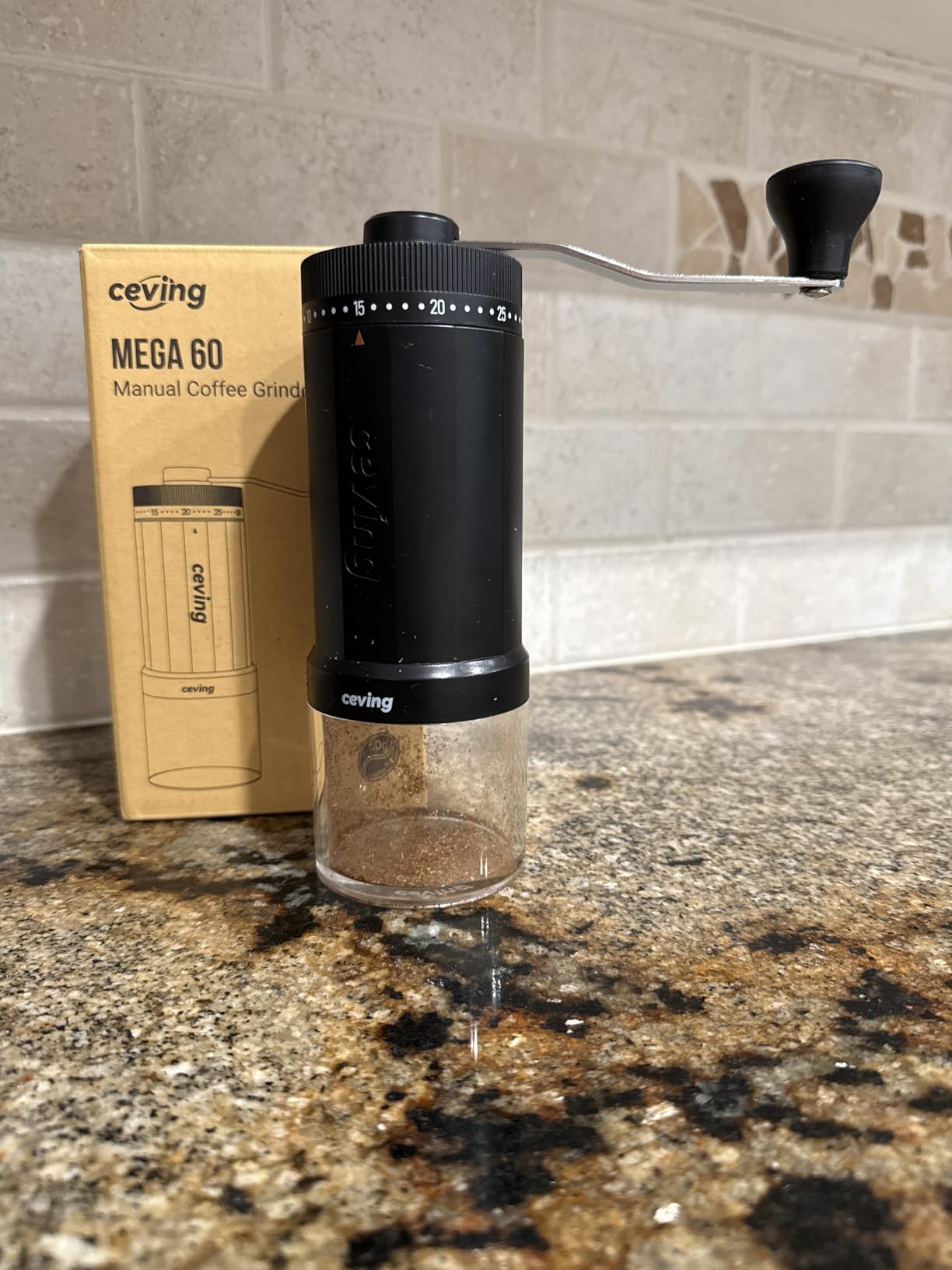 World's First 60g Large Capacity Manual Coffee Grinder, Portable Hand Coffee Bean Mill with 40 Adjustable Settings, Stainless steel Burr Grinder for Espresso, Pour Over, Camping, Travel, Gift, etc customer photo 1