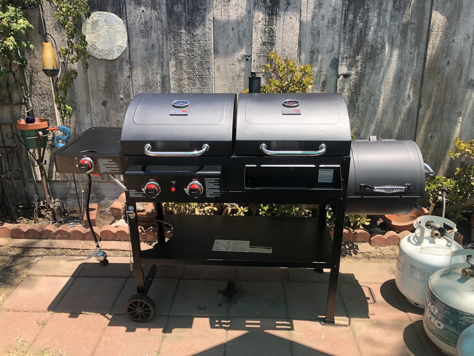 2-Burner Gas and Charcoal Grill Combo with Offset Smoker & Side Burner, 34,000 BTU Dual Fuel Grill, 1020 Sq. In. Cooking Area, Ideal for Outdoor Cooking, Black, ZH3005Y-SC customer photo 2