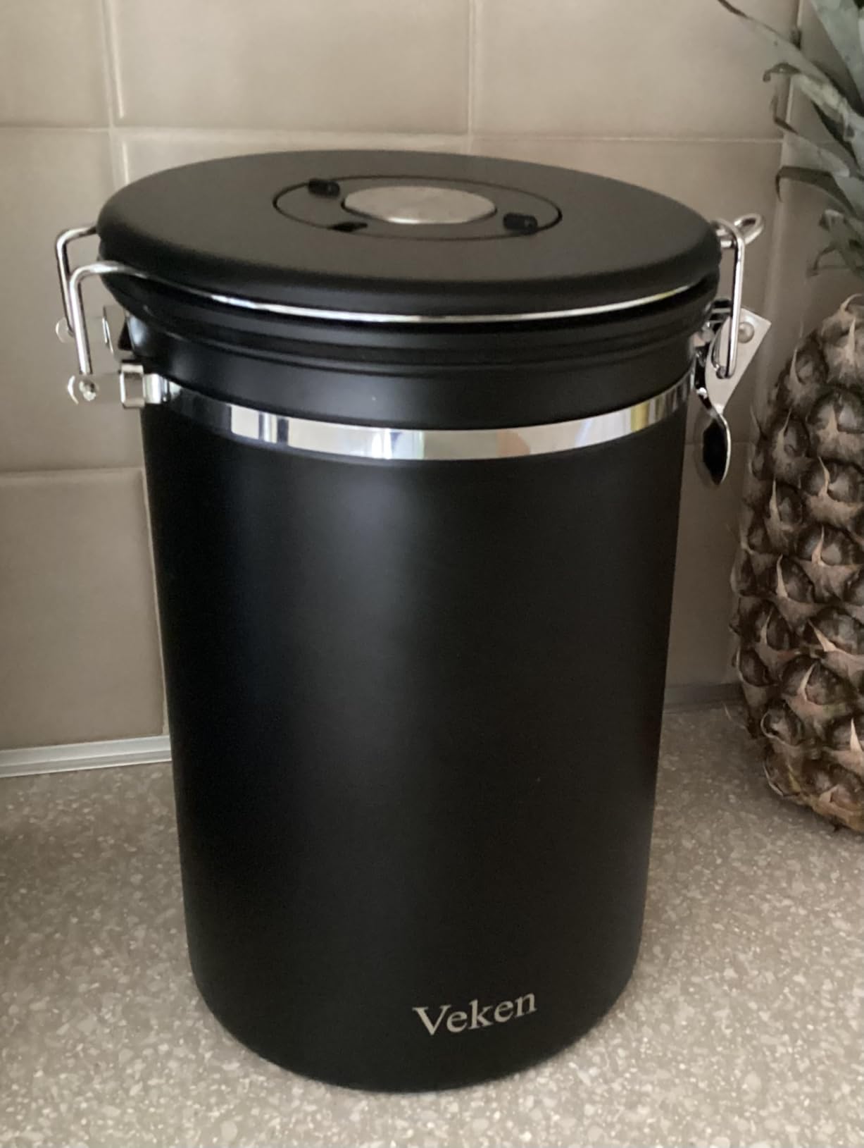 Veken Coffee Canister, 39OZ Large, Airtight Stainless Steel Food Storage Container for 2.2lbs Coffee Beans,Ground, Sugar,Espresso,Rice,Tea,Flour, Cookie, Jars,Home Kitchen Bar Accessories, Gifts,Gray customer photo 2