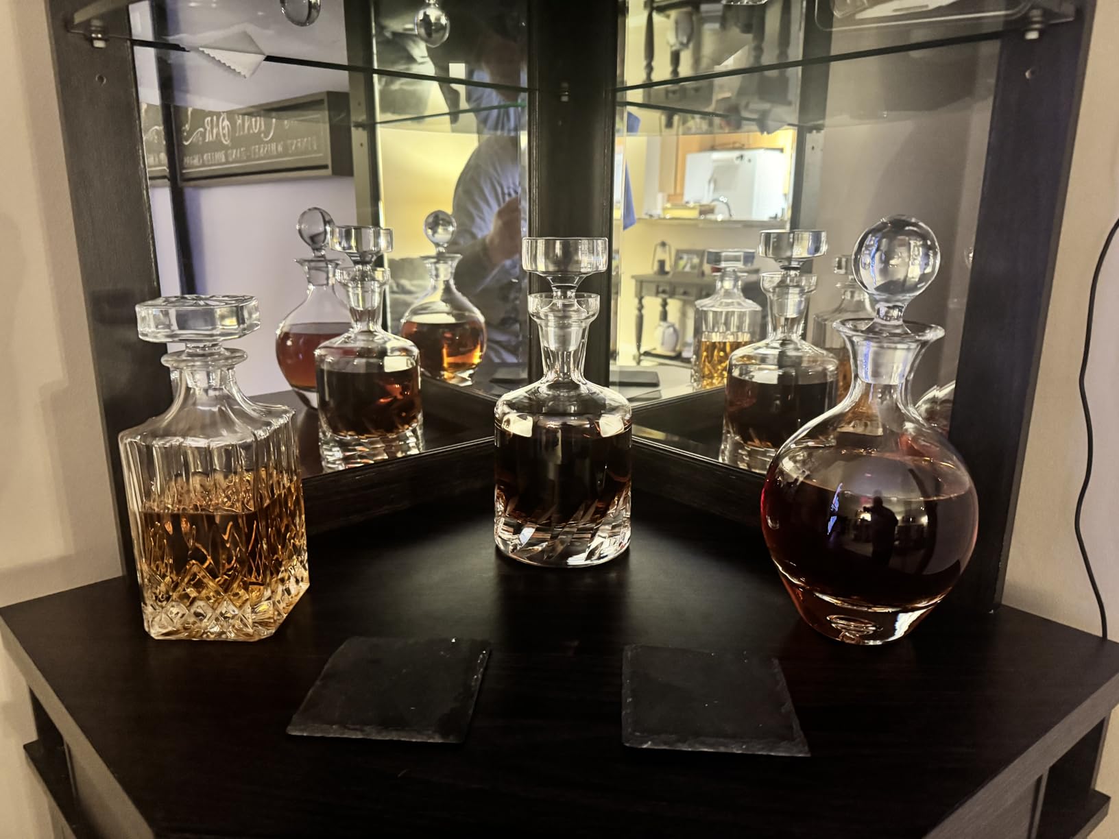 Large Wine Decanter | Hand-Crafted in Europe | 66 FL Oz | Crystal Ground Stopper | Wide Base for Optimal Aeration | 100% Lead-Free Crystal | Handblown | Gift-Boxed | Elegant Design customer photo 1