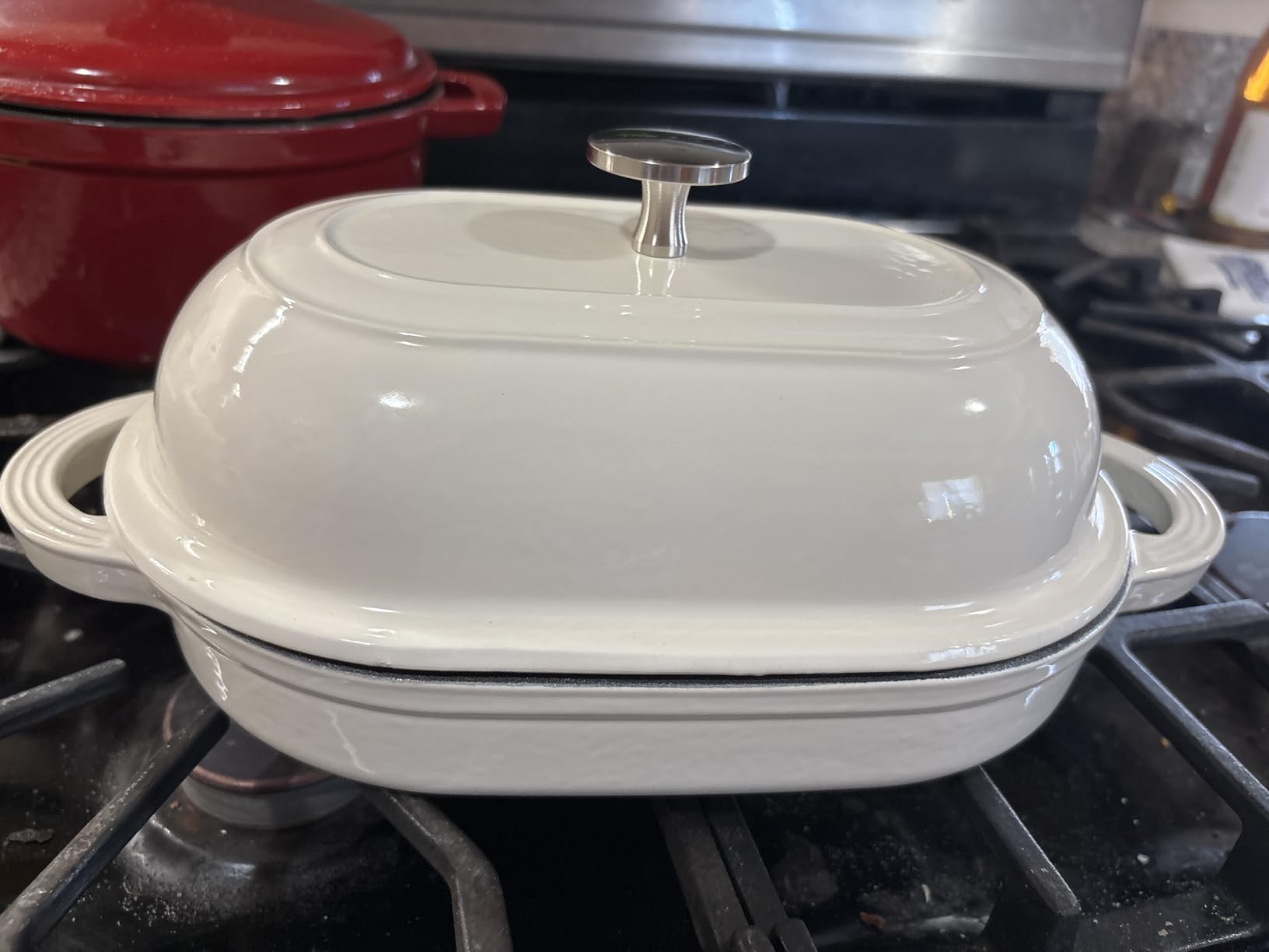 TOMO Cast Iron Oval Bread Oven, 10