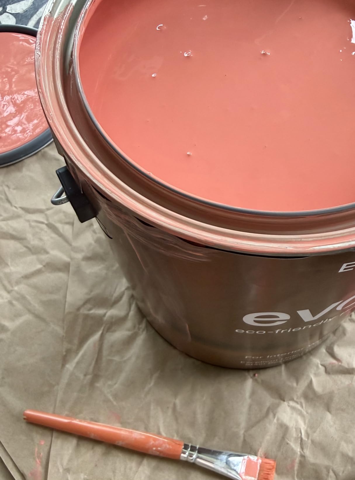 EVOLVE Interior Paint & Primer, Eggshell (Coconut Cream), 1 Gallon - One-Coat Coverage, Low VOC, Low Odor, Washable Paint for Walls, Doors & Trim customer photo 1