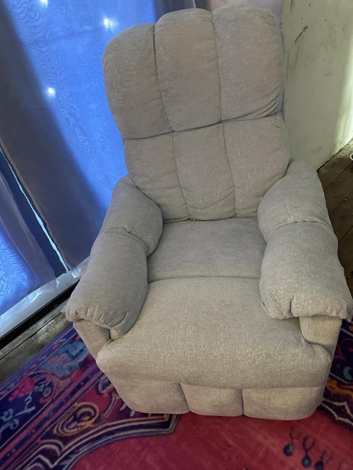 Korser Recliner Chair, Swivel Rocker Recliner Chair for Adults, Small Recliners for Small Spaces, Upholstered Manual Recliner with Side Pockets, Nursery Rocking Chair for Living Room, Chenille, Beige customer photo 1