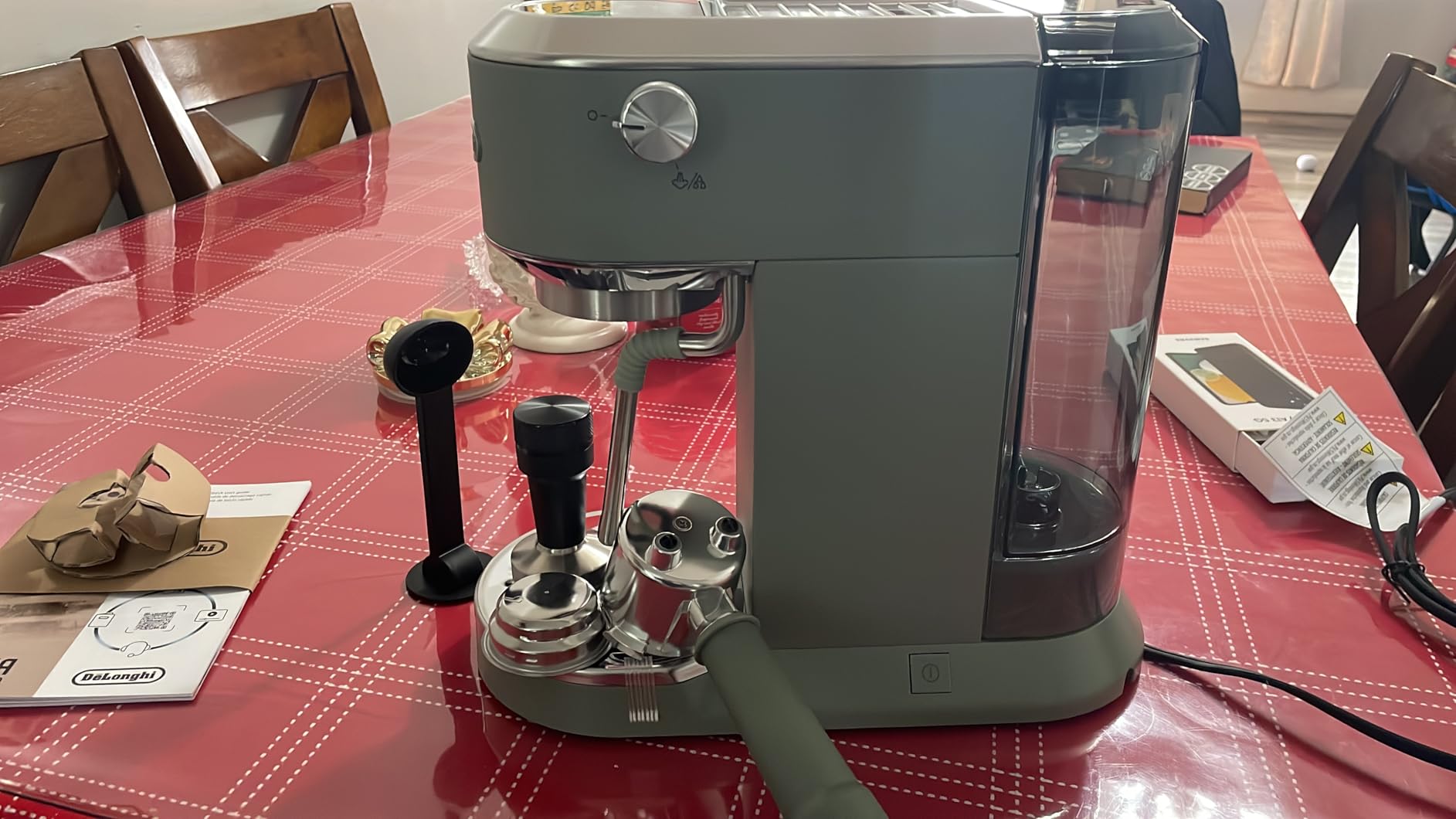 De'Longhi Dedica Duo Compact Espresso Machine - Cold Brew Coffee Maker with Milk Frother Wand - for Espresso, Hot & Iced Coffee, Cappuccinos, Lattes & Home Barista Brewing, Vanilla customer photo 1