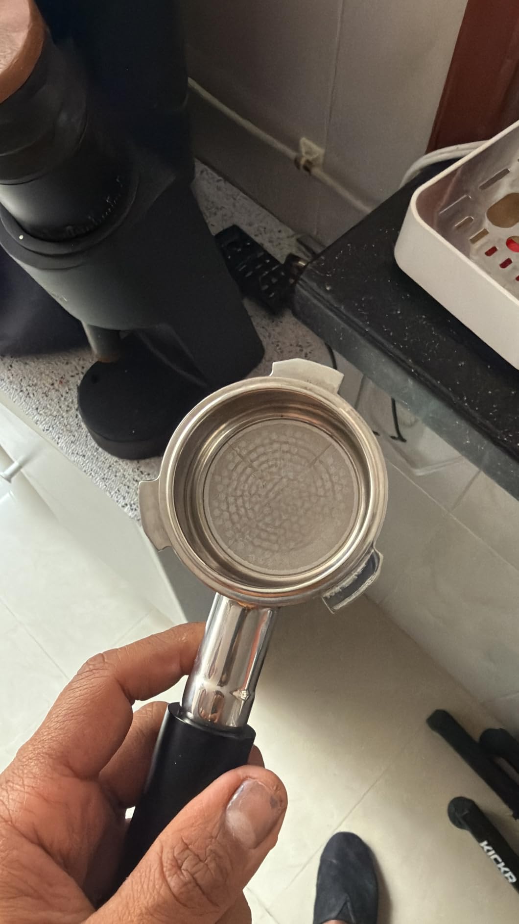 IKAPE 58mm Bottomless Naked Portafilter, Black Compatible with E61, Rocket, Sanremo, Slayer, Flair 58, ECM, etc. Espresso Machines (20g Basket Included) customer photo 1