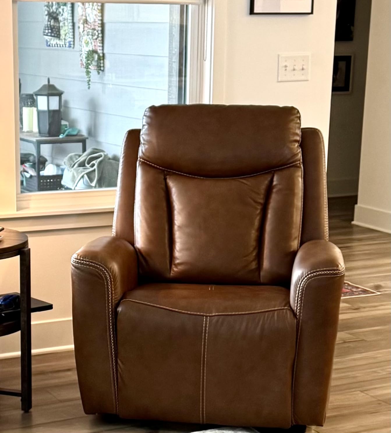 CHITA Genuine Leather Power Recliner Chair for Adults, Super Zero Gravity Recliner with Adjustable Power Headrest & USB/Type-C Ports, for Living Room, Bedroom & Home Theater, Cafe Brown customer photo 2
