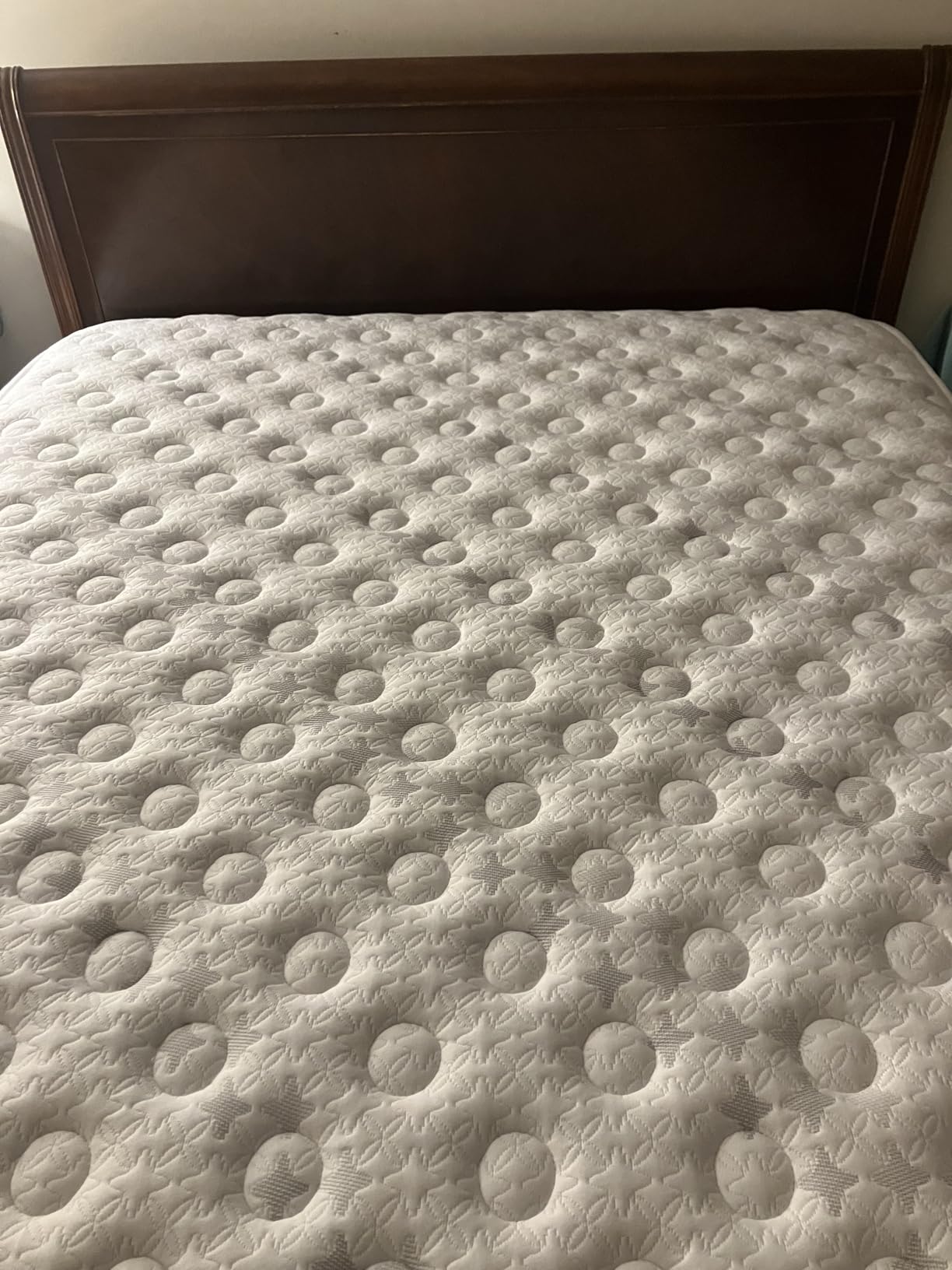 Queen Mattress 14 Inch - Hotel-Collection Hybrid Mattress Pain Relief - Extra Lumbar & Hip Support - Cooling Gel Bed in a Box Spine Alignment - CertiPUR-US, Fiberglass-Free, 365-Night Trial customer photo 1