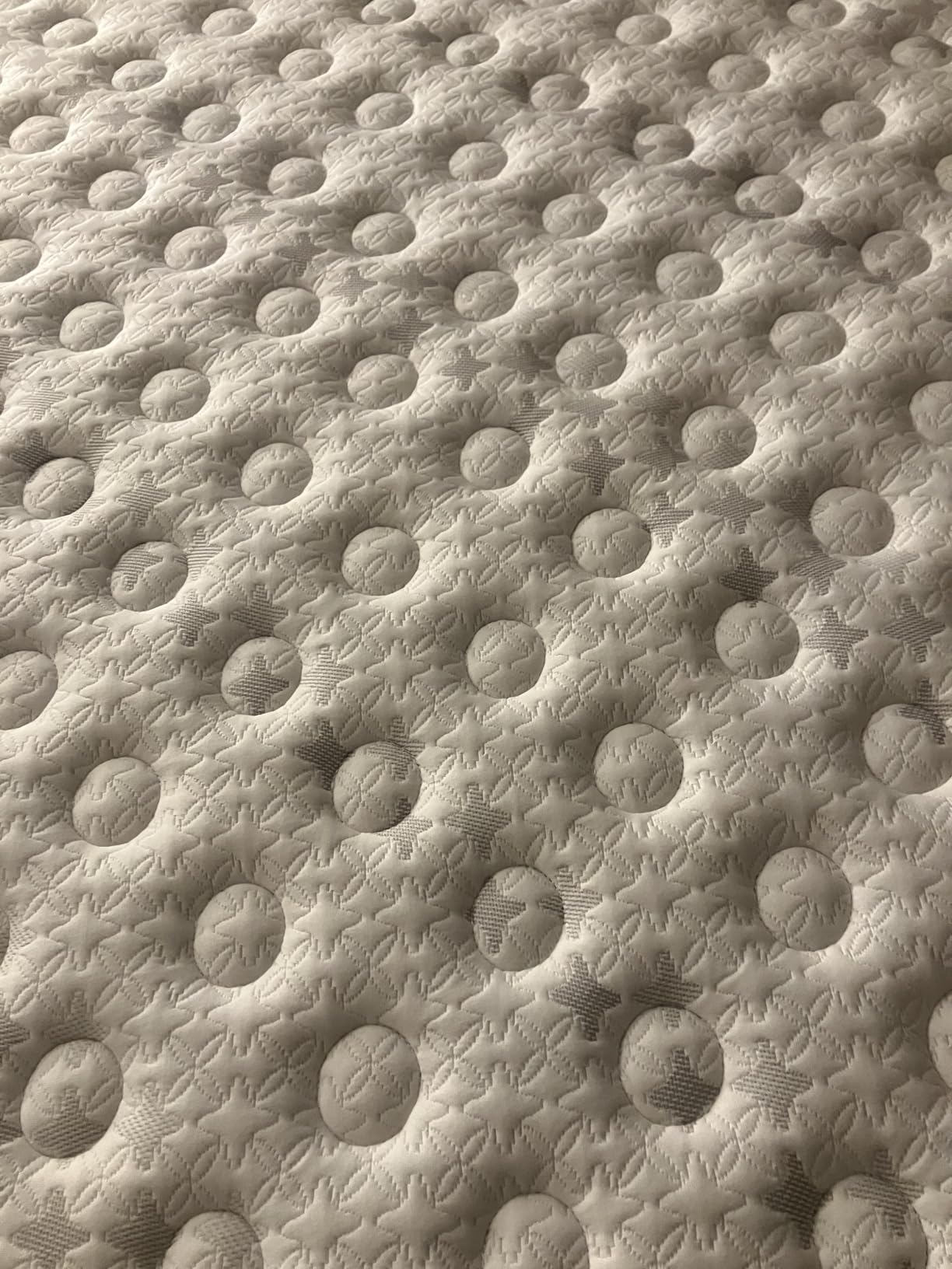 Queen Mattress 14 Inch - Hotel-Collection Hybrid Mattress Pain Relief - Extra Lumbar & Hip Support - Cooling Gel Bed in a Box Spine Alignment - CertiPUR-US, Fiberglass-Free, 365-Night Trial customer photo 2