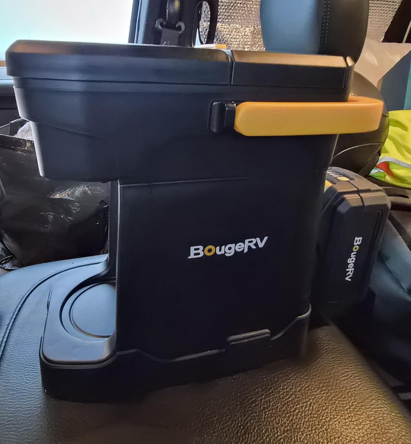 BougeRV Coffee Maker with 18V 8Ah Battery Powered Compatible with K Cup Coffee Pods & Ground Coffee, Portable Coffee Maker Cordless with AC/DC Power for Travel, Camping, Outdoor, Jobsite, RV, Home customer photo 1