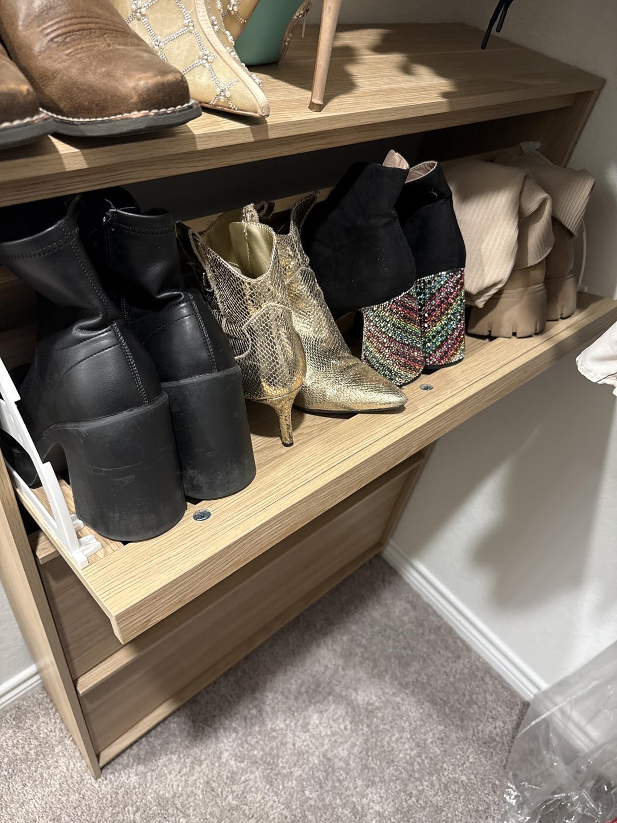 Shoe Cabinet with 3 Flip Drawers, 31.5