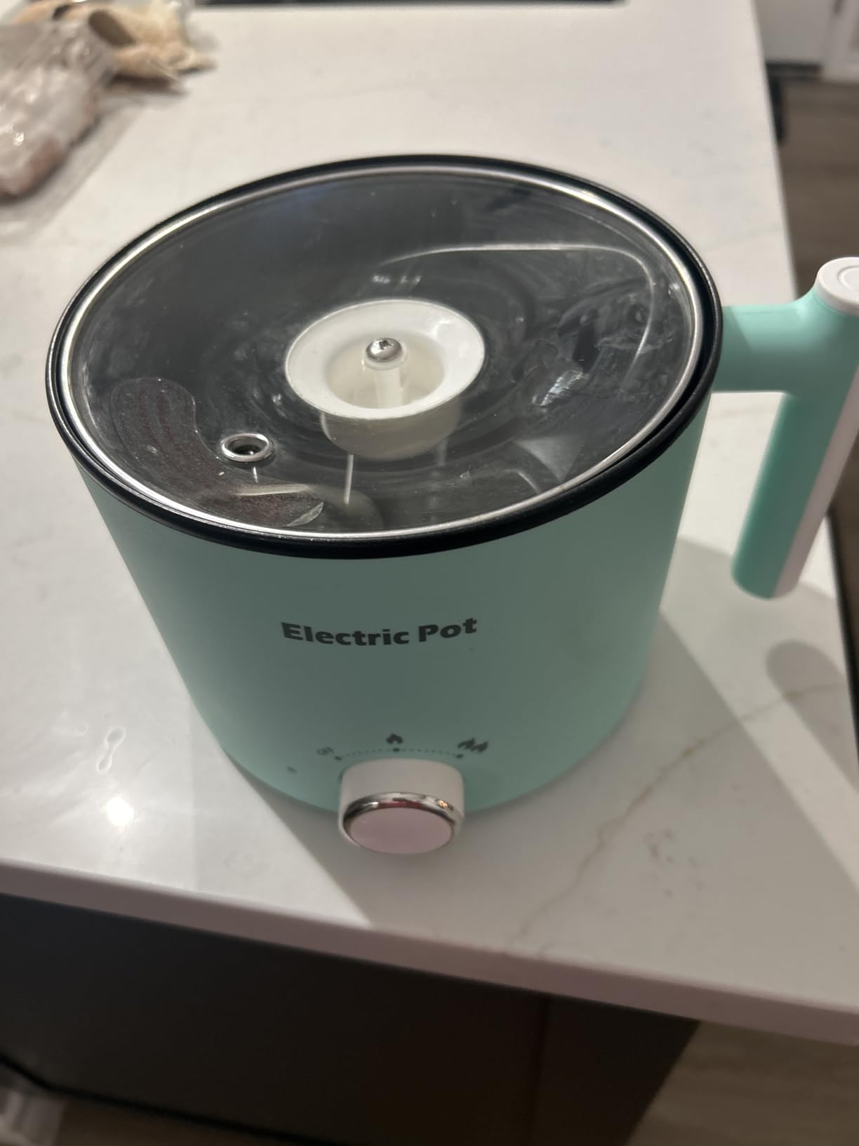 Electric Hot Pot :1.5L Mini Ramen Cooker with Overheat & Boil-Dry Protection, Suitable for Noodles, Soup, Oatmeal, College Dorm Office Travel Essentials (Grey, 1.5L) customer photo 1