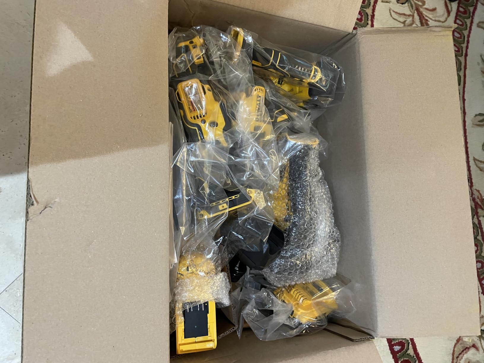 DEWALT 20V MAX 7-Tool Combo Kit, Includes Cordless Drill, Impact Driver, Reciprocating Saw, Circular Saw, Oscillating Tool, Random Orbital Sander, Jigsaw, 5Ah Battery and Charger (DCK751P1) customer photo 1