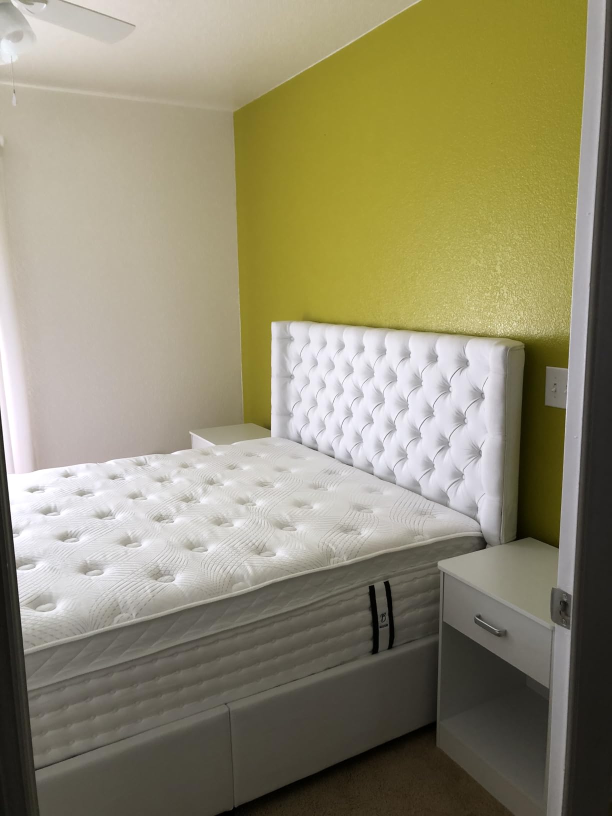 BedStory 14 Inch Medium Firm Queen Mattress, Luxury Hybrid Mattress in a Box for Zoned Pressure and Back Pain Relief, Signature Collection Deep Sleep Mattresses, 10 Years Warranty, 365 Nights Trial customer photo 1