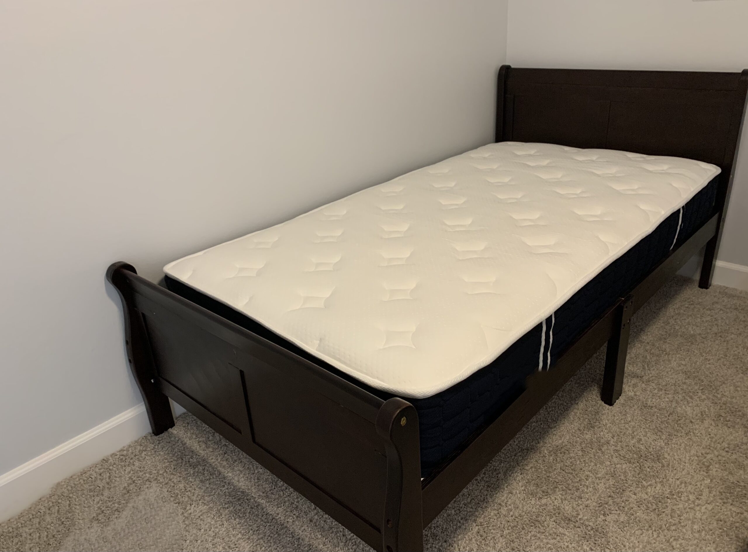 Coolvie 14 Inch Queen Hybrid Mattress, Cooling Gel Memory Foam with Individually Pocketed Coils, Medium Firm Support for Pressure Relief & Motion Isolation, Fiberglass Free, CertiPUR-US Certified Foam customer photo 2