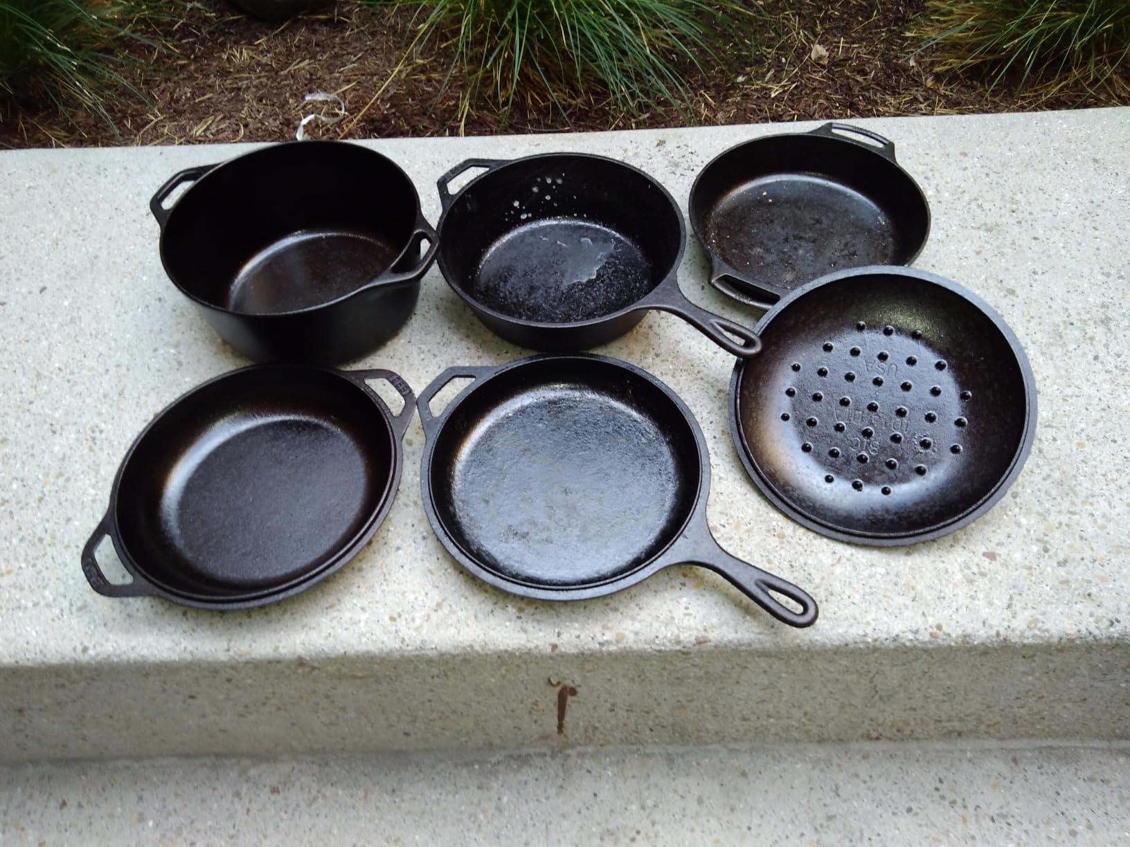 Lodge Cast Iron Combo Cooker - PFAS-Free 2-in-1 3.2 Quart Deep Pot and 10.25 Inch Skillet Set - Dutch Oven with Skillet Lid for Sourdough, Frying, and Camping customer photo 1