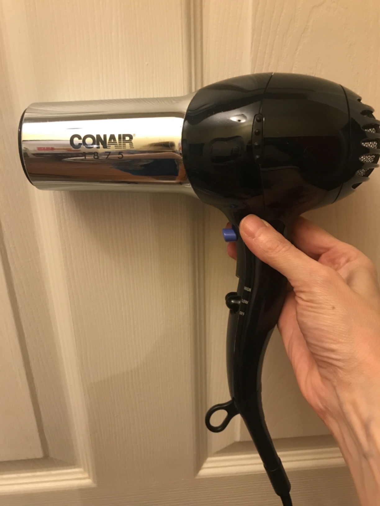 Conair Full Size Ionic Hair Dryer | 1875W Fast Drying Ionic Hair Dryer with Concentrator customer photo 2