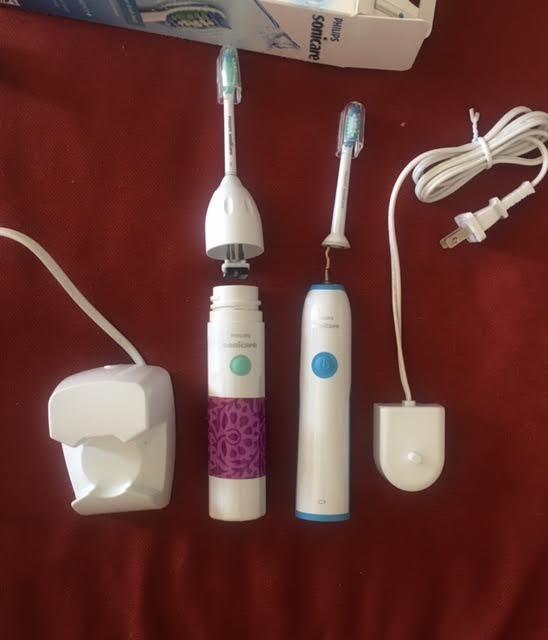 Philips Sonicare 2 Series plaque control rechargeable electric toothbrush, HX6211 customer photo 1