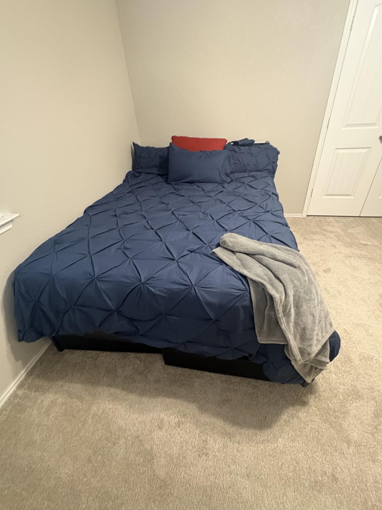 Bedsure Queen Comforter Set Grey - Bed in a Bag Queen Size Bedding 7 Pieces, GentleSoft Pintuck Bed Set, All Season Down Alternative Comforter with Sheets, Pillowcases & Shams customer photo 1