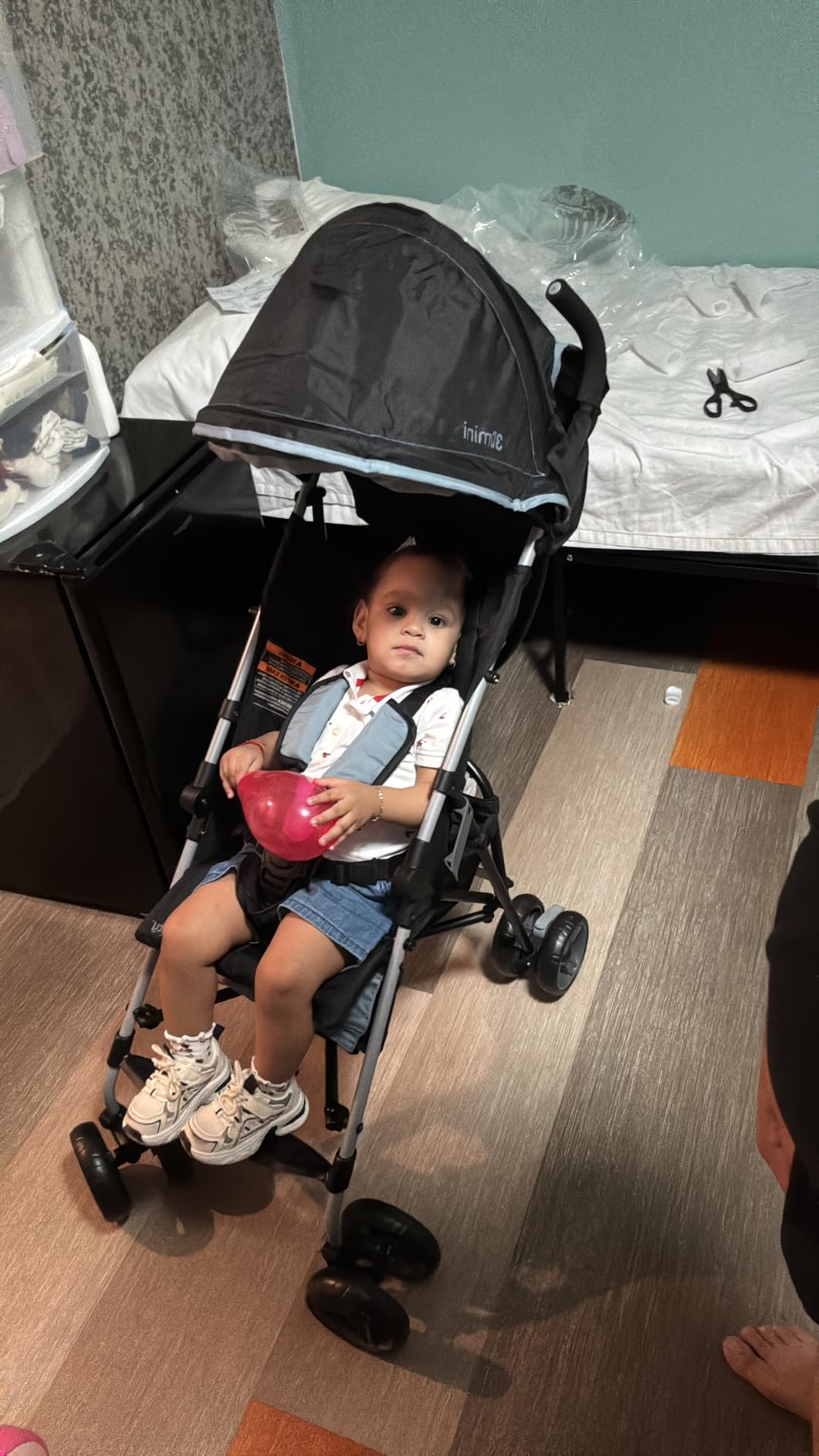 Ingenuity 3D Mini Convenience Stroller - Lightweight Stroller with Compact Fold, Multi-Position Recline, Canopy with Pop Out Sun Visor customer photo 2