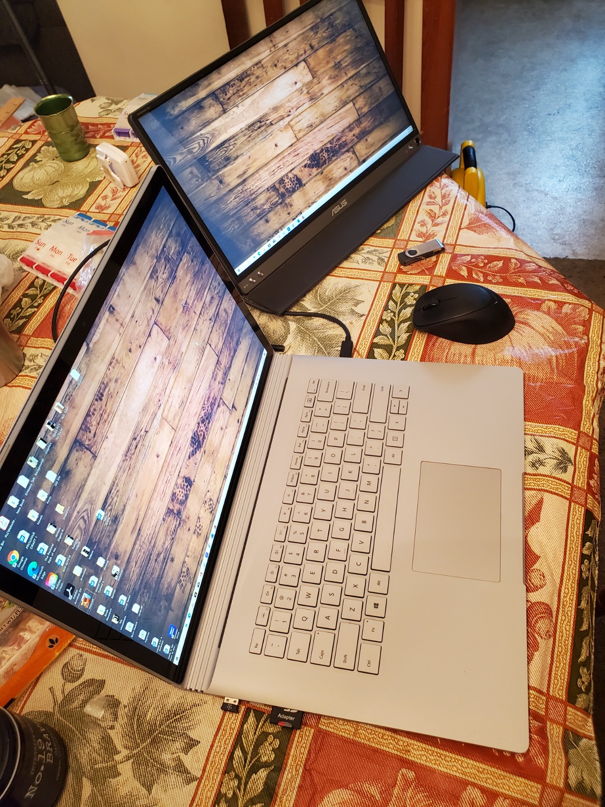 NEW Microsoft Surface Book 3 - 13.5