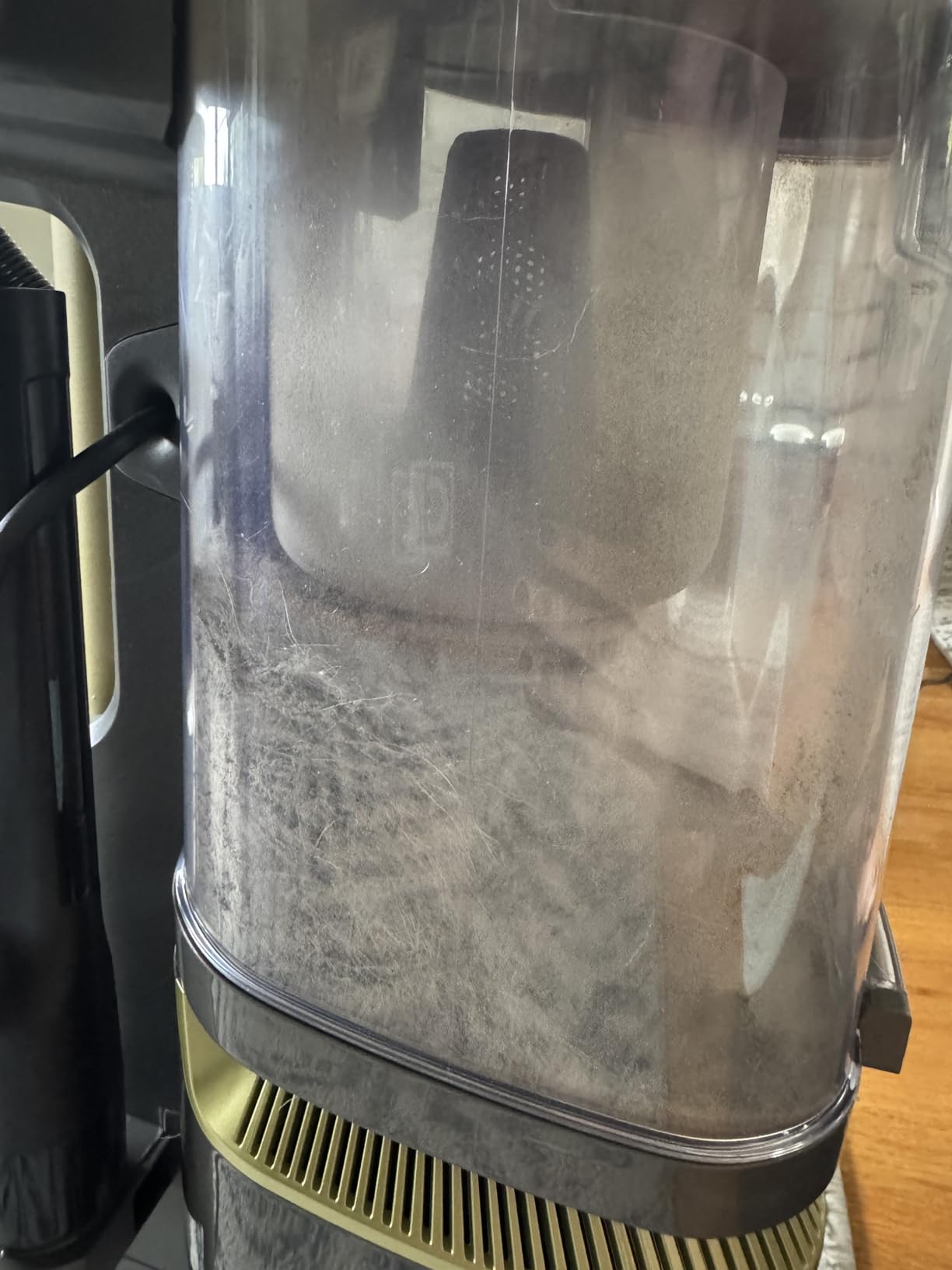 Shark Rotator Lift-Away Upright Vacuum (LA502), No Hair Wrap, HEPA Filter, LED Headlights customer photo 2