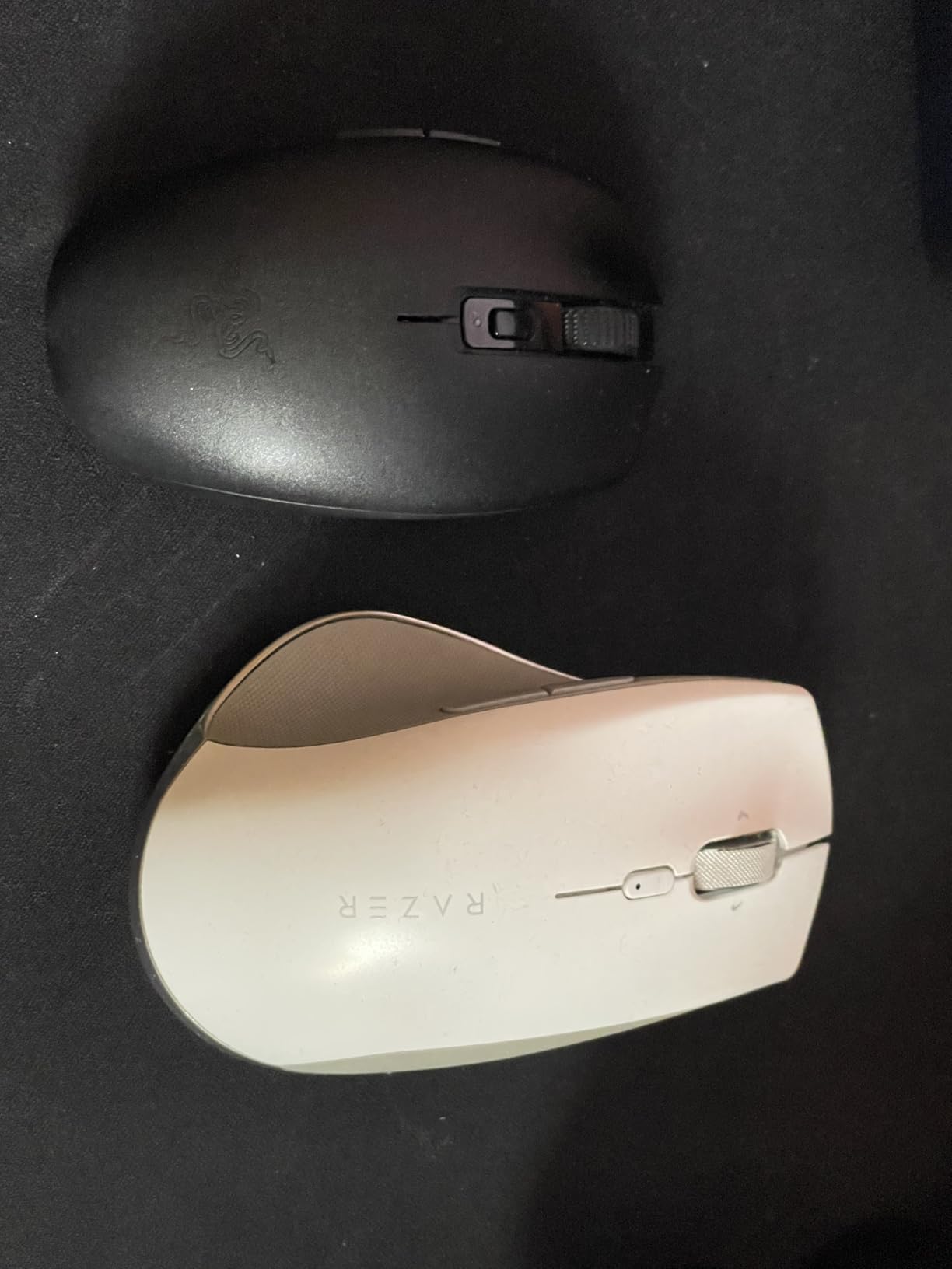Razer Orochi V2 Wireless Gaming Mouse - Ultra Lightweight & Portable, Bluetooth & 2.4Ghz Wireless Connectivity, 18K DPI, Up to 950hrs Battery Life, Compatible with PC & Mac - Classic Black customer photo 2