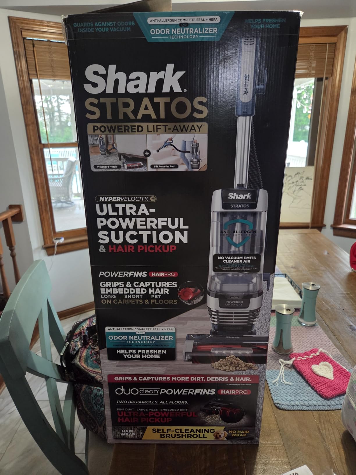 Shark Stratos Upright Vacuum (AZ3002) with DuoClean PowerFins, HairPro, Powered Lift-Away, Odor Neutralizer Technology customer photo 1