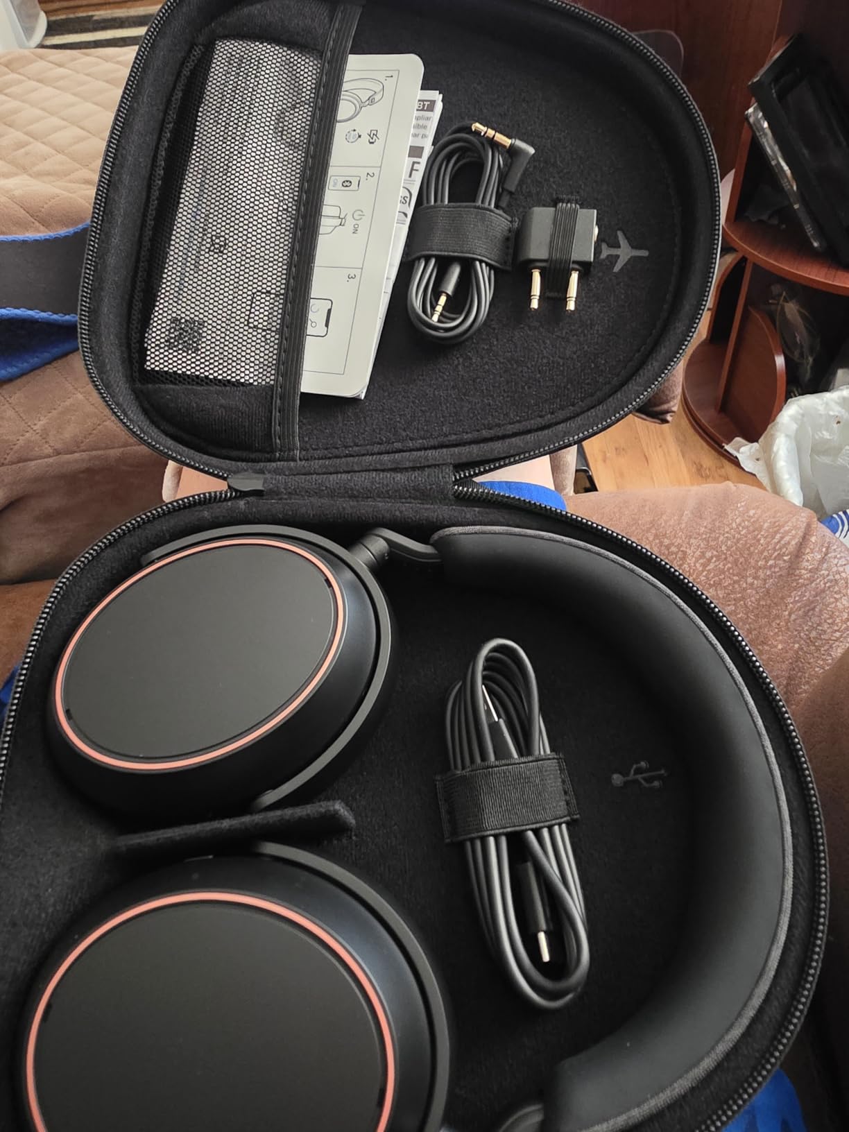 Sennheiser Momentum 4 customer photo 2