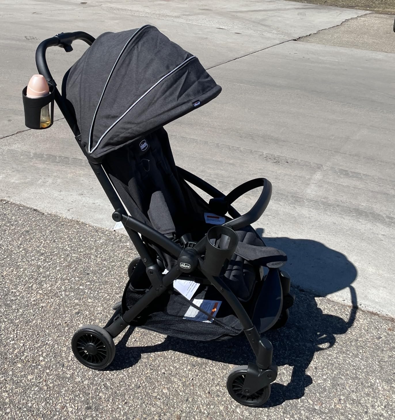 Chicco Presto Self-Folding, Compact Stroller with Canopy, Graphite/Grey customer photo 2