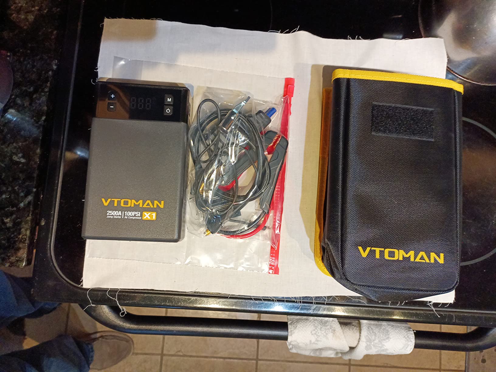 VTOMAN X1 Jump Starter with Air Compressor, Car Battery Jumper Starter (Up to 8.5L Gas/6L Diesel Engine) with 150PSI Auto Tire Inflator, 12V Portable Booster Pack, Lithium Jump Box Charger-Black customer photo 2
