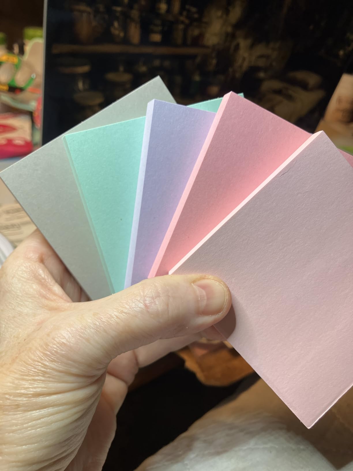 Post-it 100% Recycled Paper Super Sticky Notes, 3 in. x 3 in., 5 Pads, 70 Sheets per Pad, Wanderlust Pastels customer photo 1