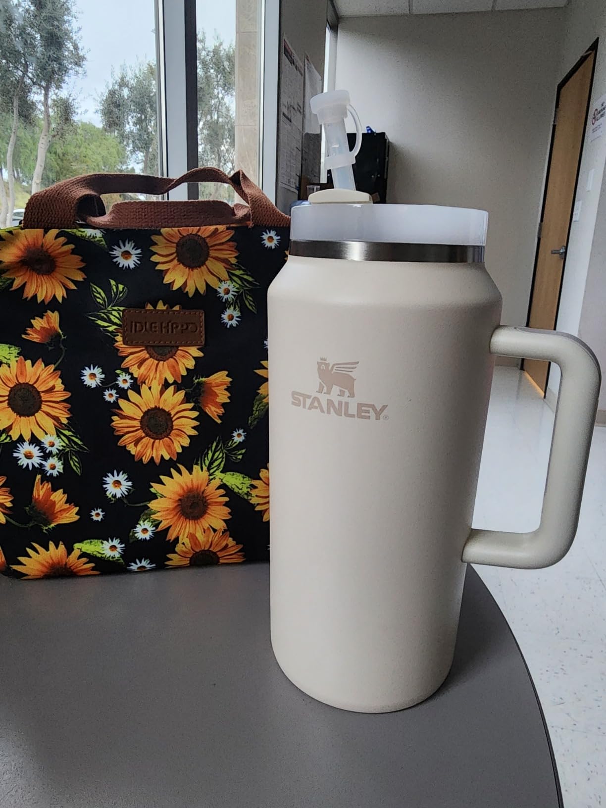 STANLEY Quencher H2.0 Tumbler with Handle & Straw 64 oz | Flowstate 3-Position Lid | Large Capacity for Travel & Sports | Insulated Stainless Steel Cup | BPA-Free | Cream customer photo 1