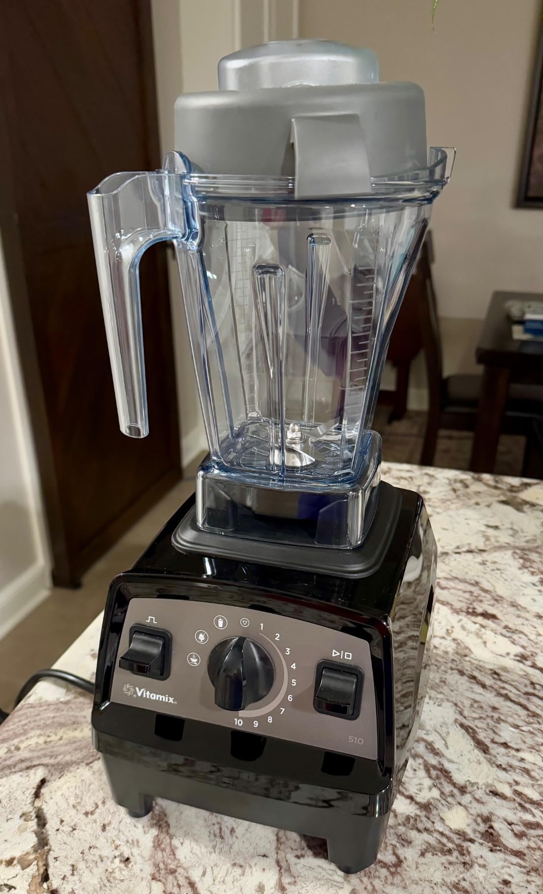 Vitamix Propel Series 510 Blender, Three Blending Programs, Self-Cleaning, 48 Oz Container, Black customer photo 2