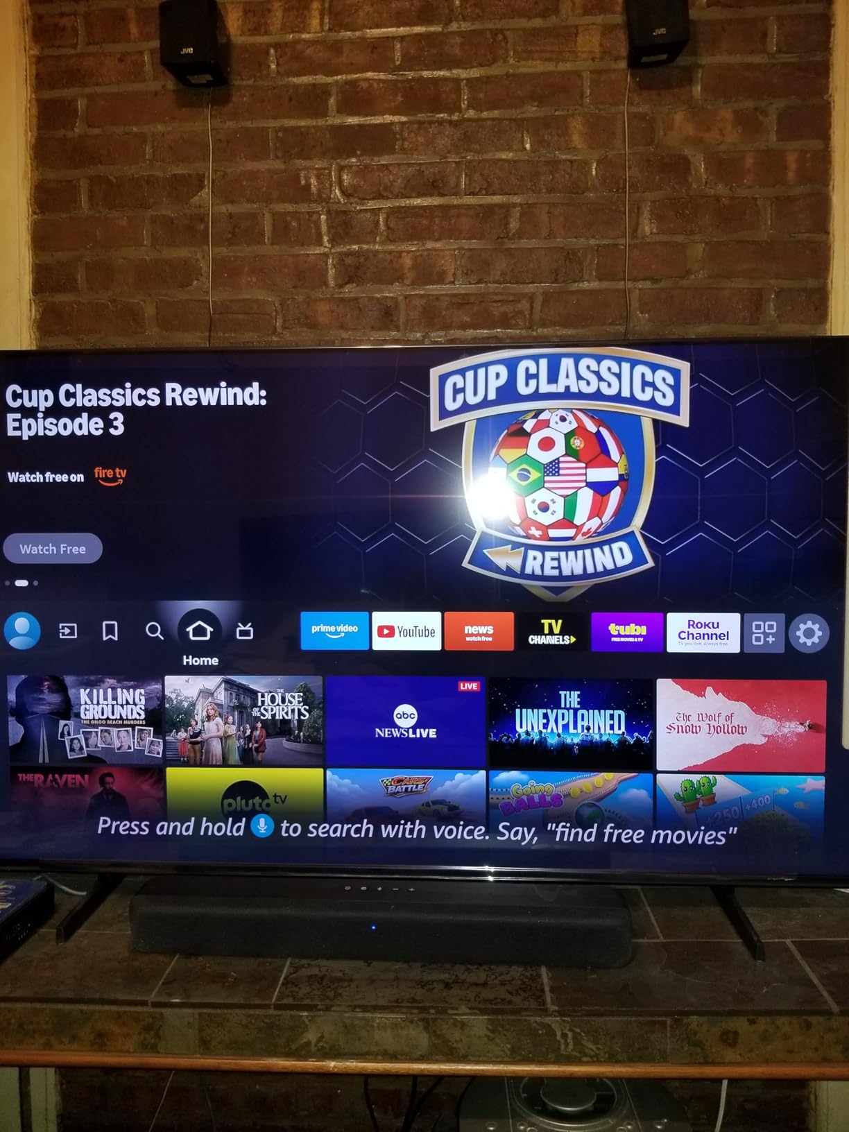 Fire TV Soundbar, 2.0 speaker with DTS Virtual:X and Dolby Audio, Bluetooth connectivity customer photo 1