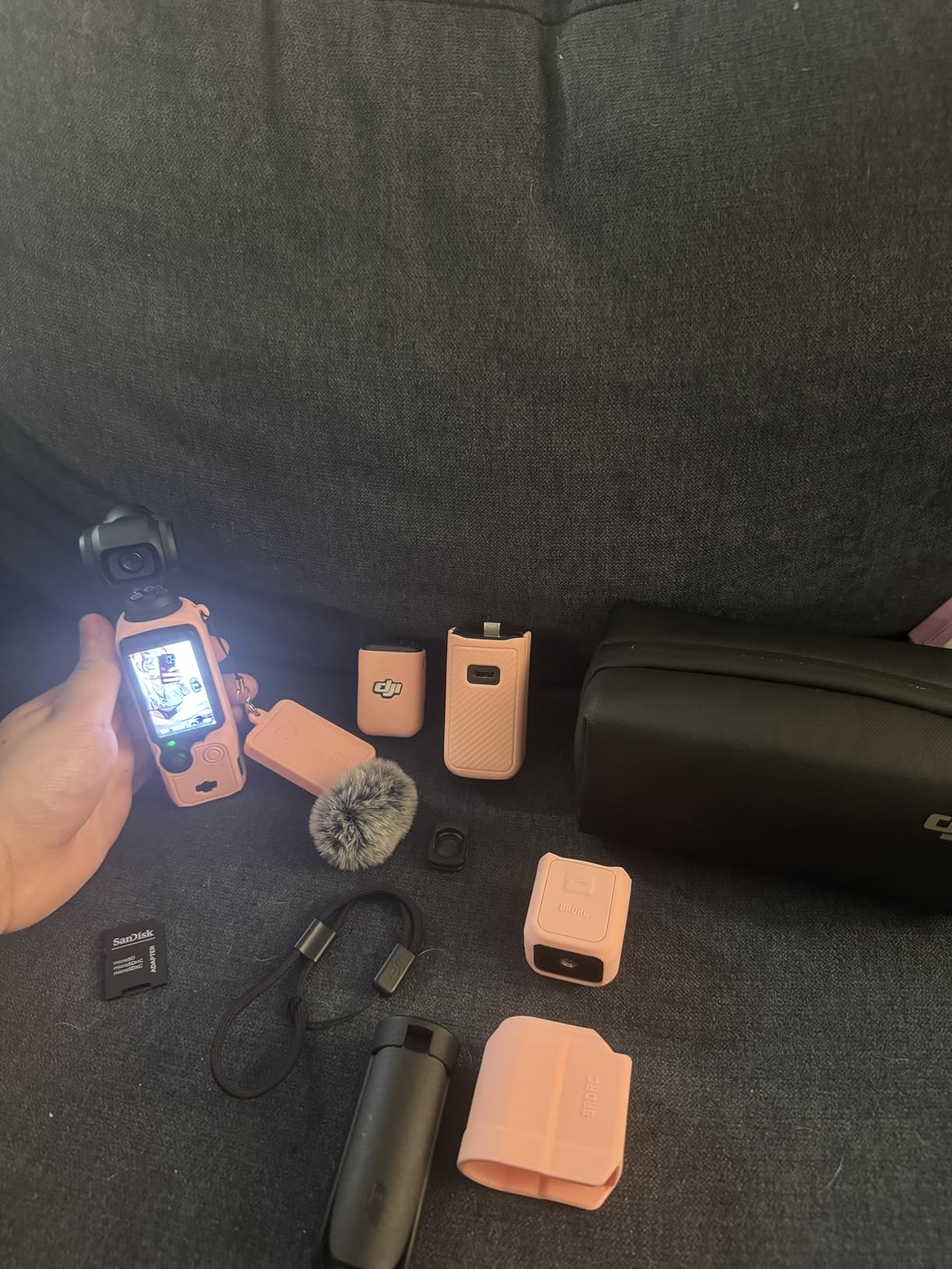 DJI Osmo Pocket 3 Creator Combo, 1'' CMOS, 4K Resolution/120fps Vlog Camera, 3-Axis Stabilization, Face/Object Tracking, Mic Included for Clear Sound, Digital Camera for YouTube customer photo 1