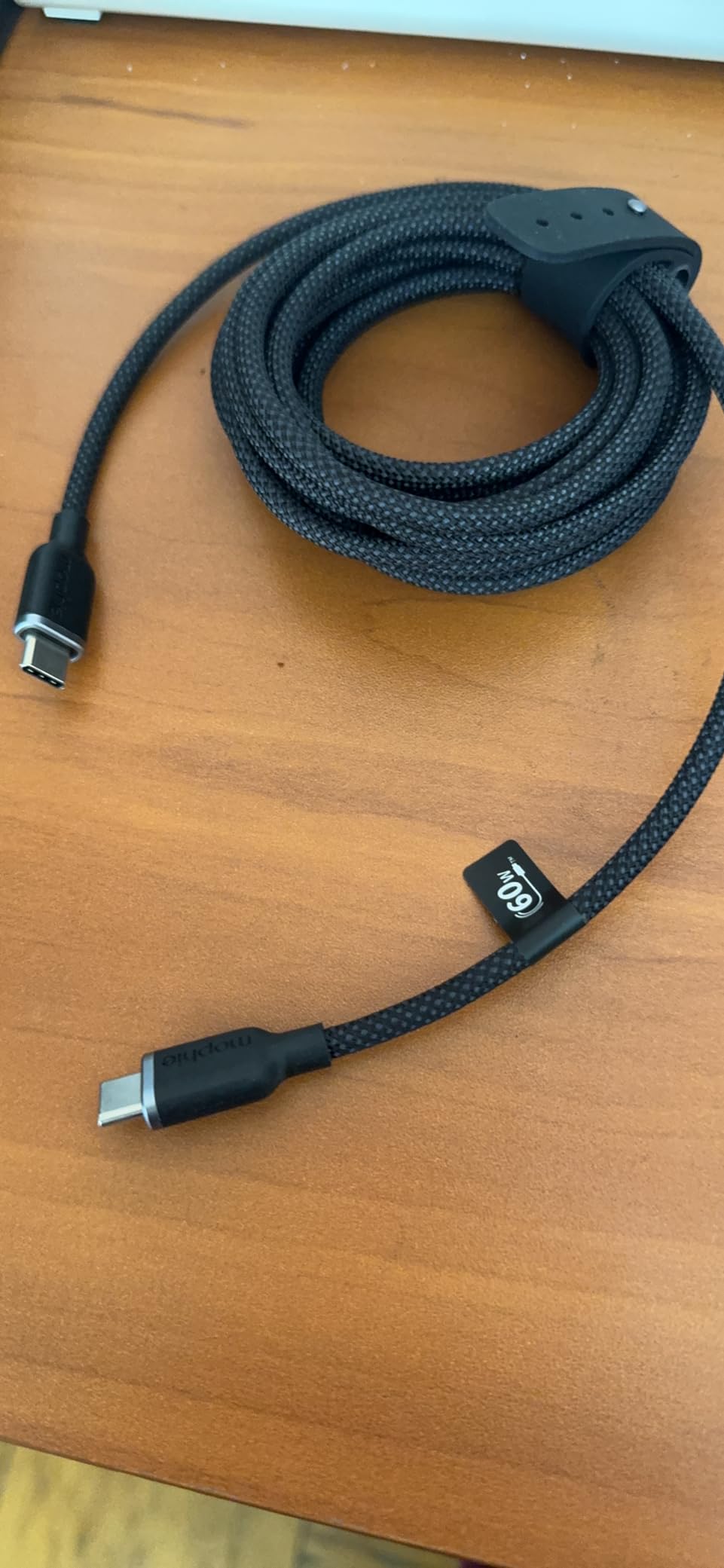 Mophie Charge Stream USB-C to USB-C 2m/6ft Cable - 60W Power Delivery, Enduraflex Silicone, Ultra-Durable Braided Design for Everyday Use customer photo 1