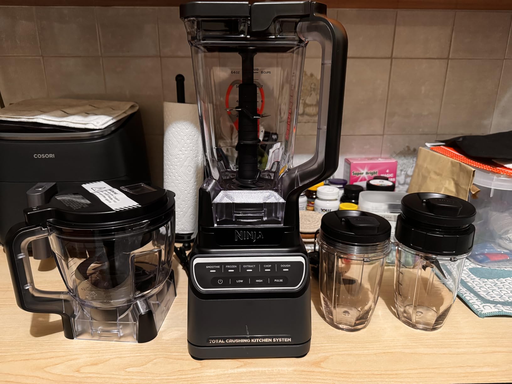 Ninja Kitchen System | All-in-One for Smoothies, Frozen Drinks, Veggie Chopper & More | With Full-Size Pitcher, 8 Cup Food Processor Bowl, (2) 18 oz. Cups, | 1200 Watt | Dark Grey | BR601AMZ customer photo 2