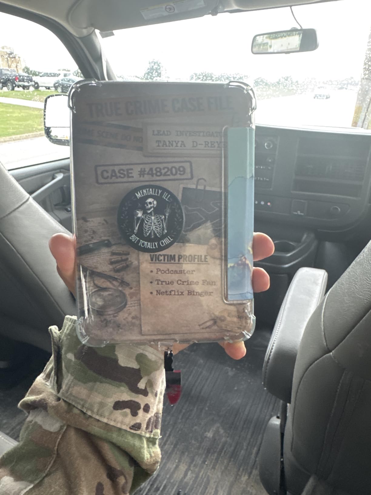 Amazon Kindle 16 GB (newest model) - Lightest and most compact Kindle, now with faster page turns, and higher contrast ratio, for an enhanced reading experience - Black customer photo 2
