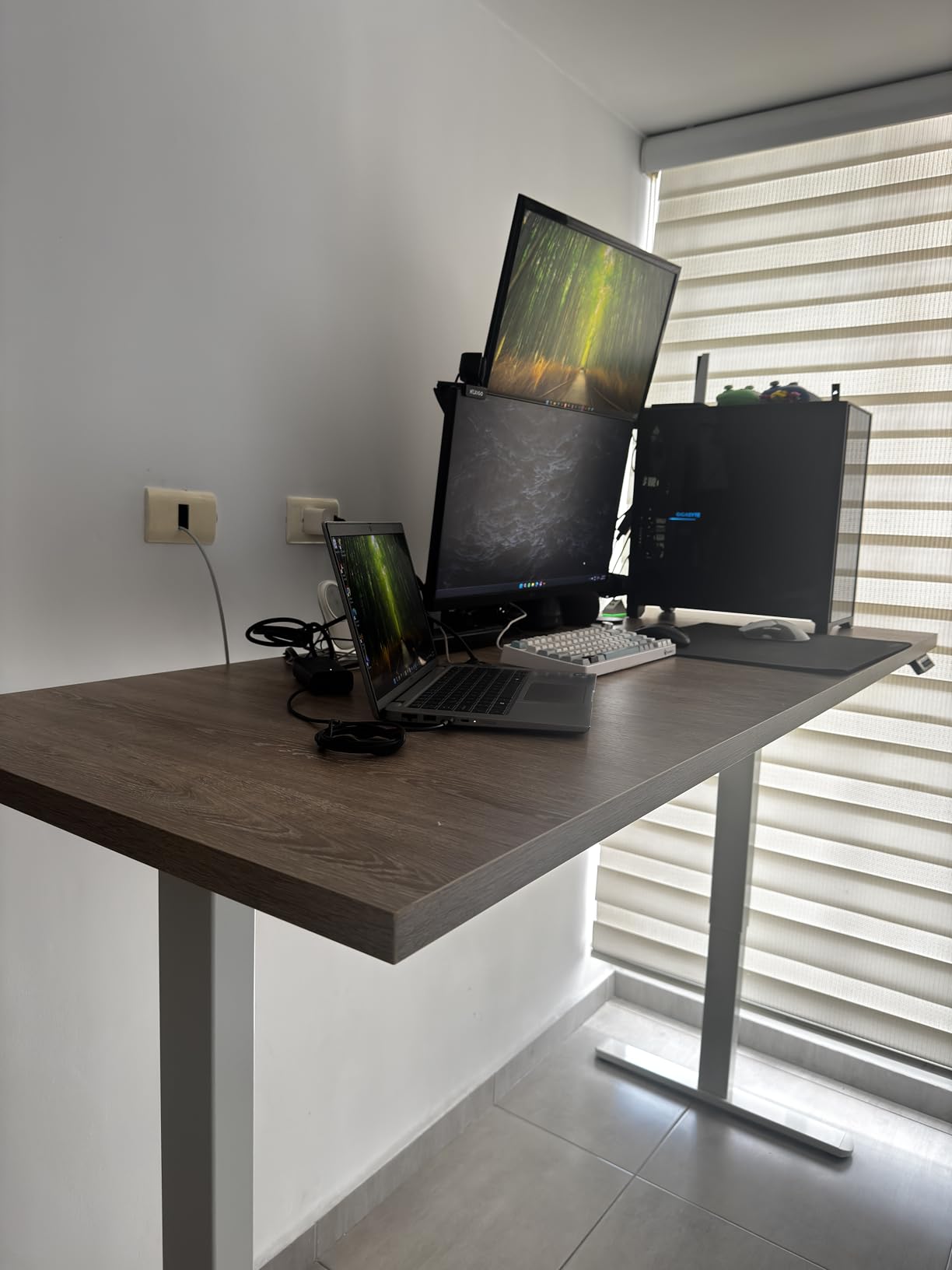 ErGear Dual Motor Standing Desk Frame, Electric Adjustable Legs Compatible Desktop Size 44