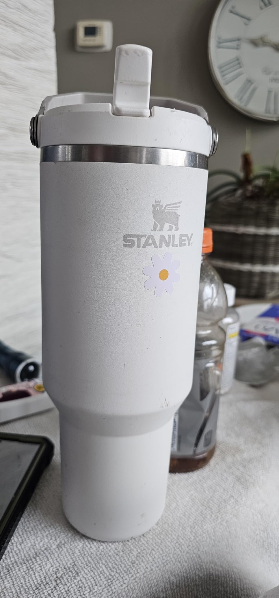 Stanley Quick Flip GO Water Bottle 24 oz | Push Button Lid | Leakproof and Packable for Travel and Sports | Insulated Stainless Steel | BPA-Free | Black 2.0 customer photo 2