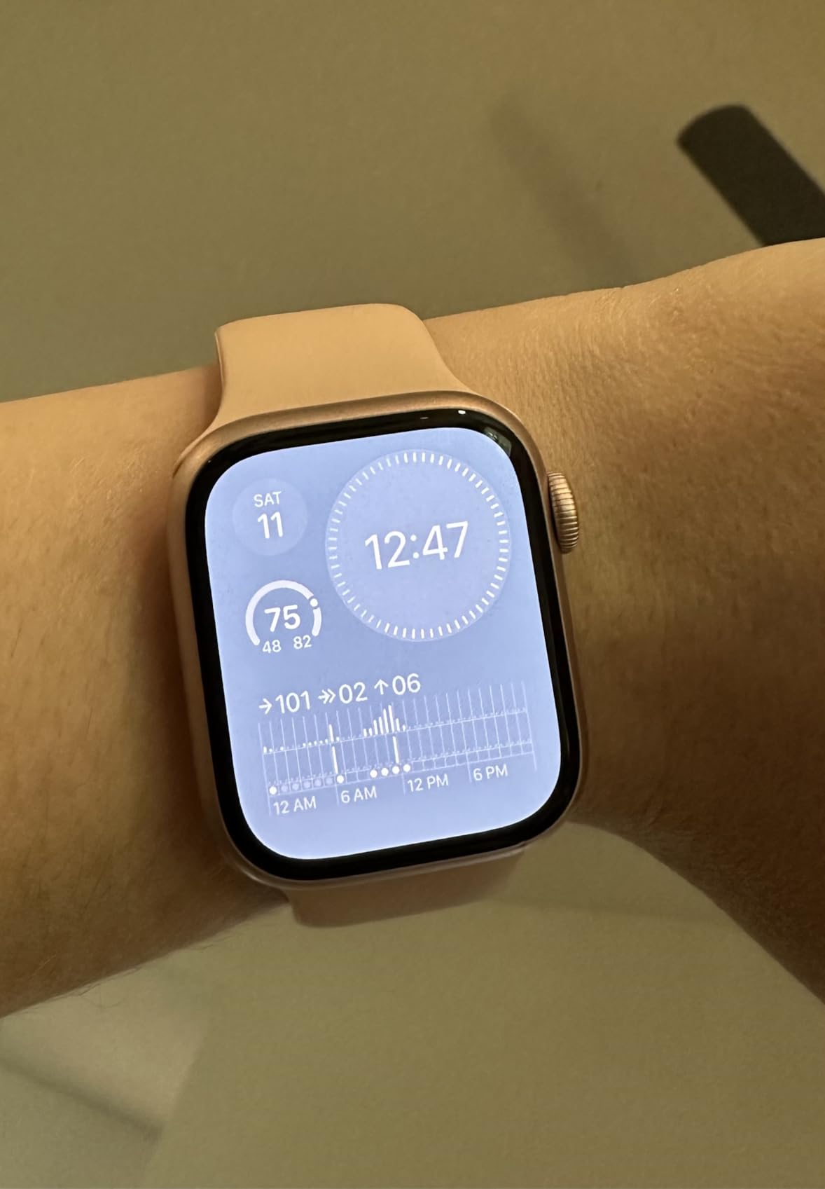 Apple Watch Series 9 (GPS + LTE) 45MM Midnight Aluminum Case Black Sport Band (Renewed) customer photo 2