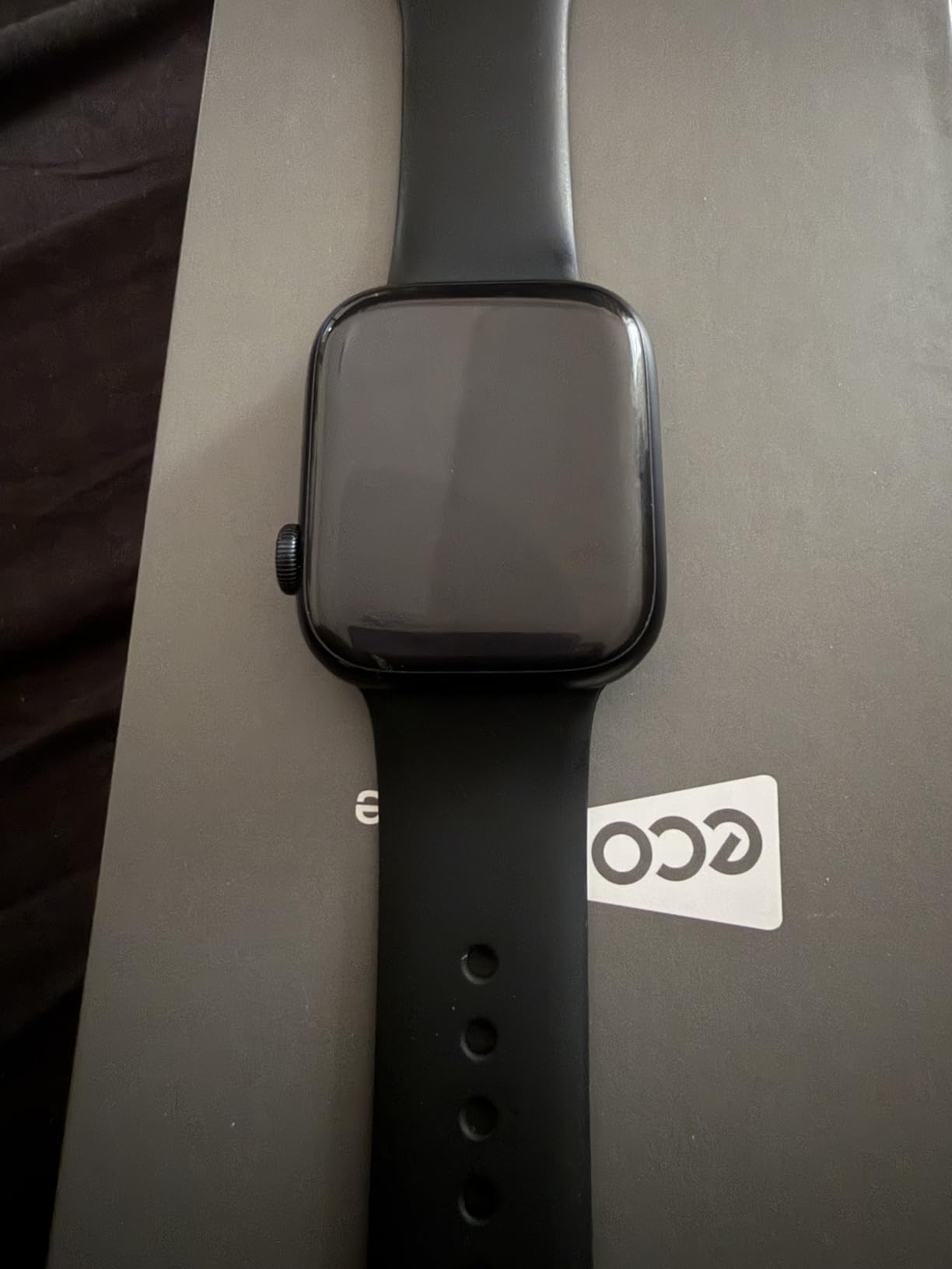 Apple Watch Series 9 [GPS 45mm] Midnight Aluminum Case with Midnight Sport Band, S/M (Renewed) customer photo 2