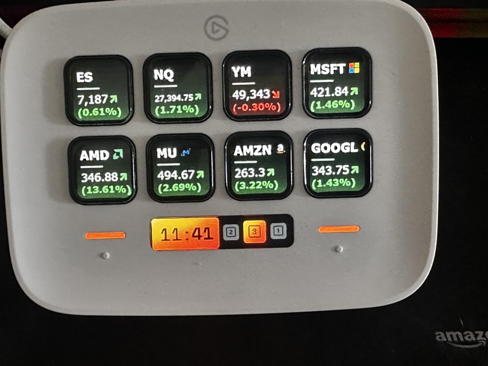 Stream Deck Neo - 8 Customizable Keys, 2 Touch Points, Speed Through Tasks & Workflows - Control Word, Excel, PowerPoint, Teams, Zoom, Spotify and more, Drag-'n-Drop Setup - Works with Mac & PC customer photo 1