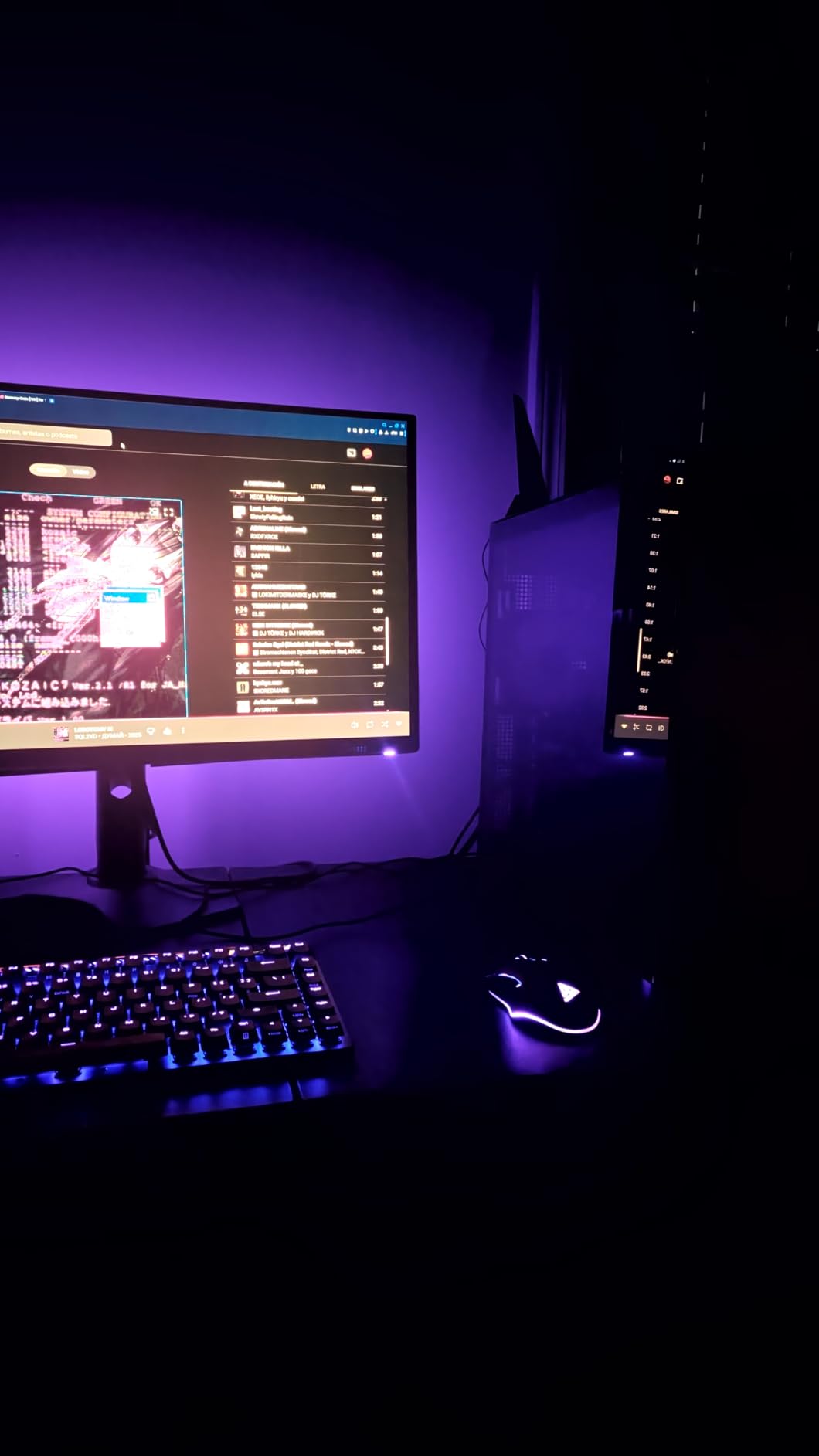 Alienware AW2725DF OLED Gaming Monitor - 26.7-inch Quantum-Dot WQHD (2560x1440) 360Hz 0.03Ms Display, AMD FreeSync Premium Pro, HDMI/DP/USB 3.2 Gen1, Height/Tilt/Swivel/Pivot Adjustability - Black customer photo 1