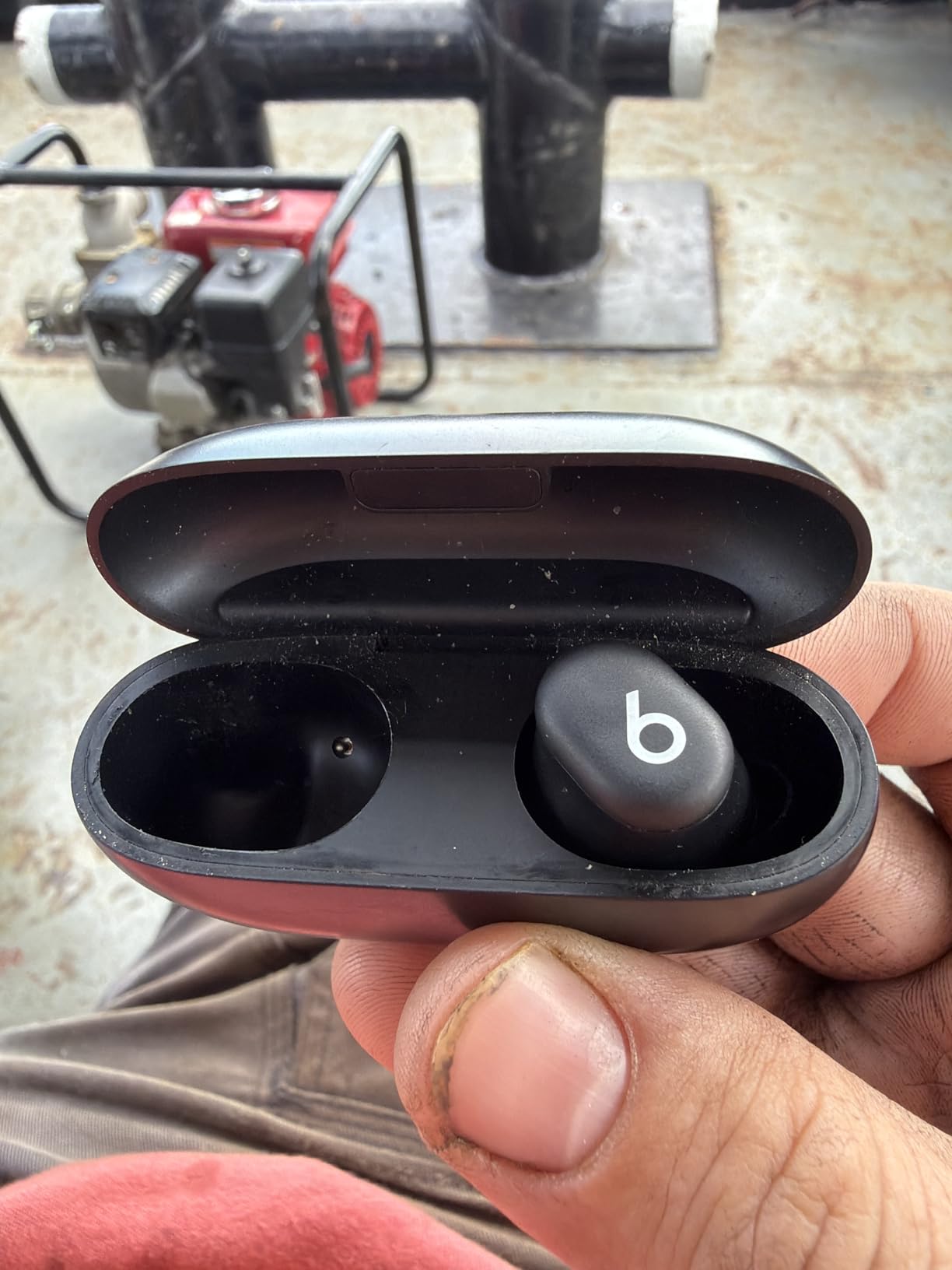 Beats Solo Buds customer photo 1
