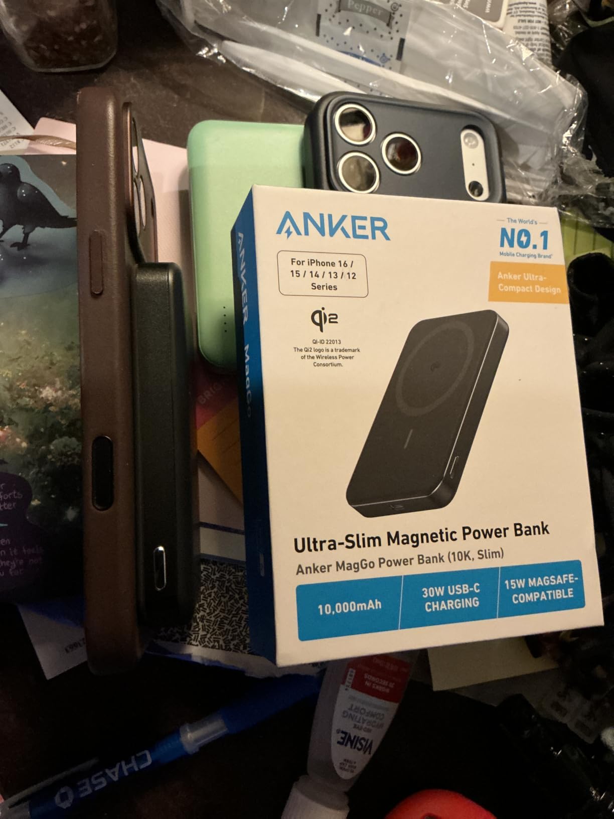 Anker MagGo Power Bank, 10,000mAh Qi2-Certified 15W Portable Charger | Slim and Fast MagSafe-Compatible Battery Pack, Ergonomic Design, for iPhone 16 / 15 / 14 / 13 Series and More customer photo 2