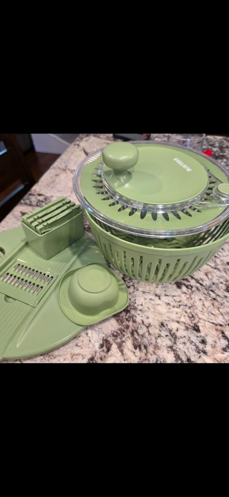 SUSTEAS Salad Spinner Large, Lettuce Spinner with 5 Blade Slicer, 5Qt customer photo 1