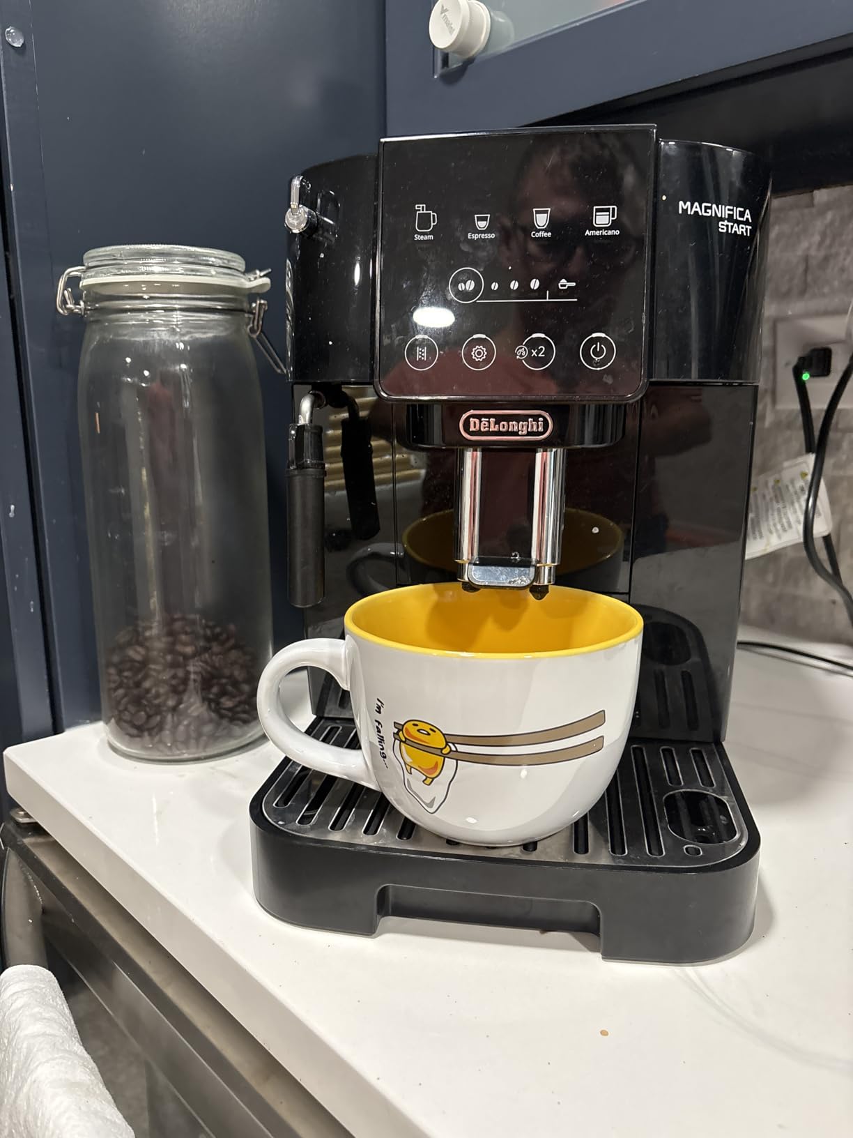 De'Longhi Magnifica Start Automatic Espresso Machine with Manual Milk Frother & Built in Grinder - 3 One-Touch Recipes, Easy-to-Clean customer photo 1