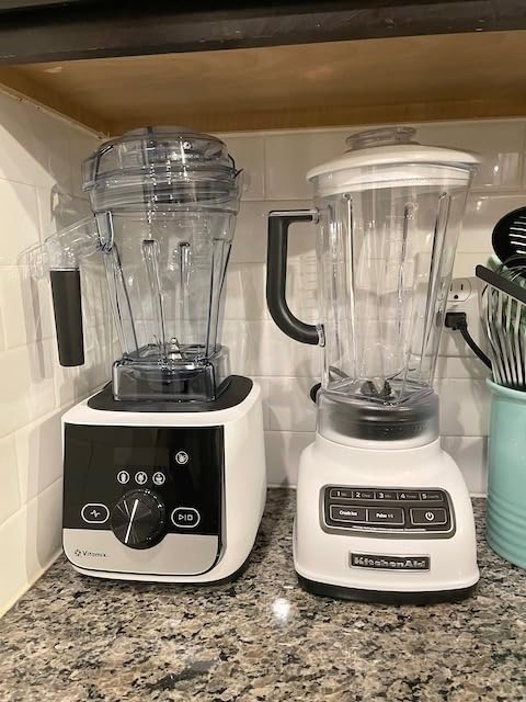 Vitamix Ascent X3 Blender, Three Blending Programs, Self-Cleaning Program, 48 Oz Container, Shadow Black customer photo 2